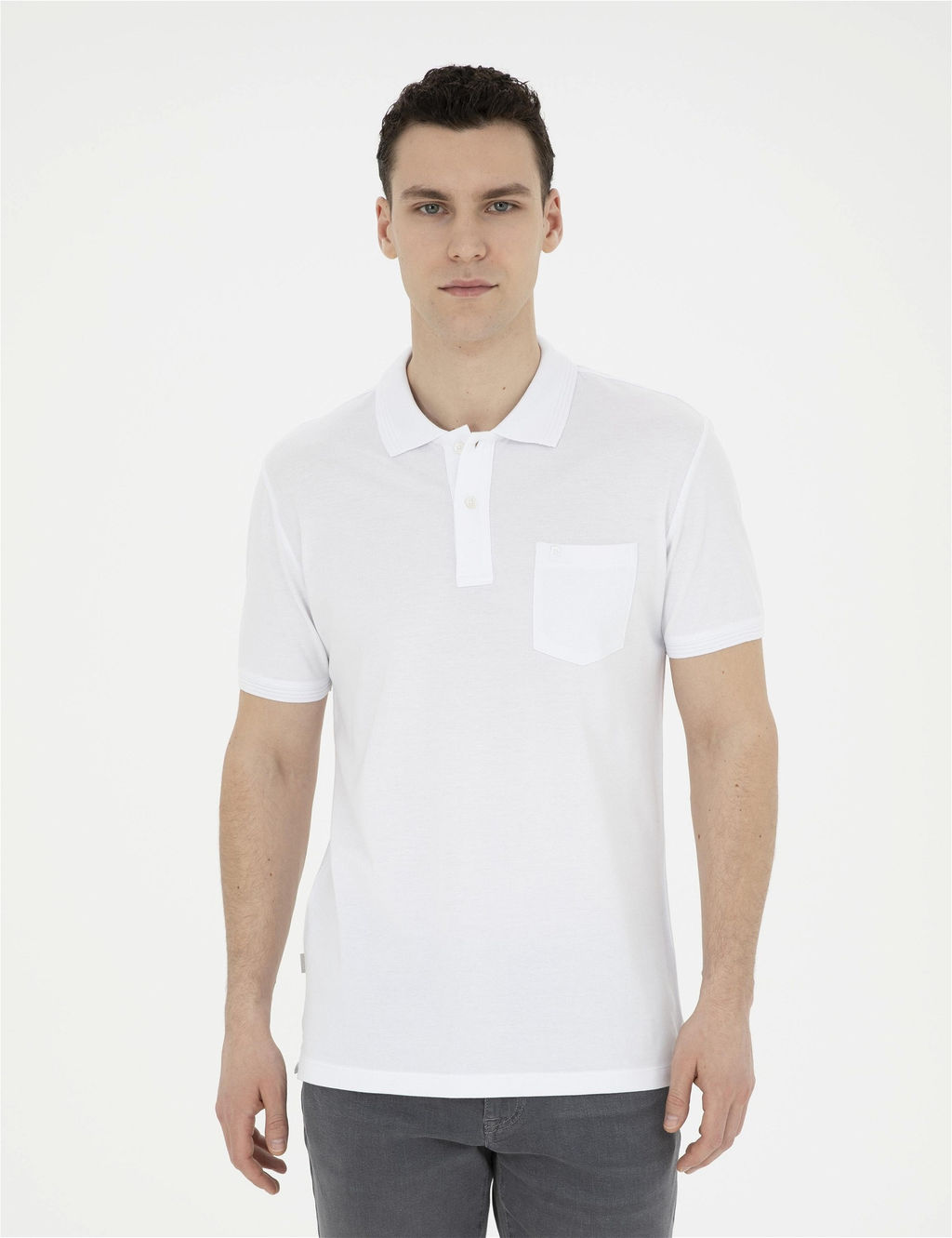 Beyaz Regular Fit Basic Ti__rt