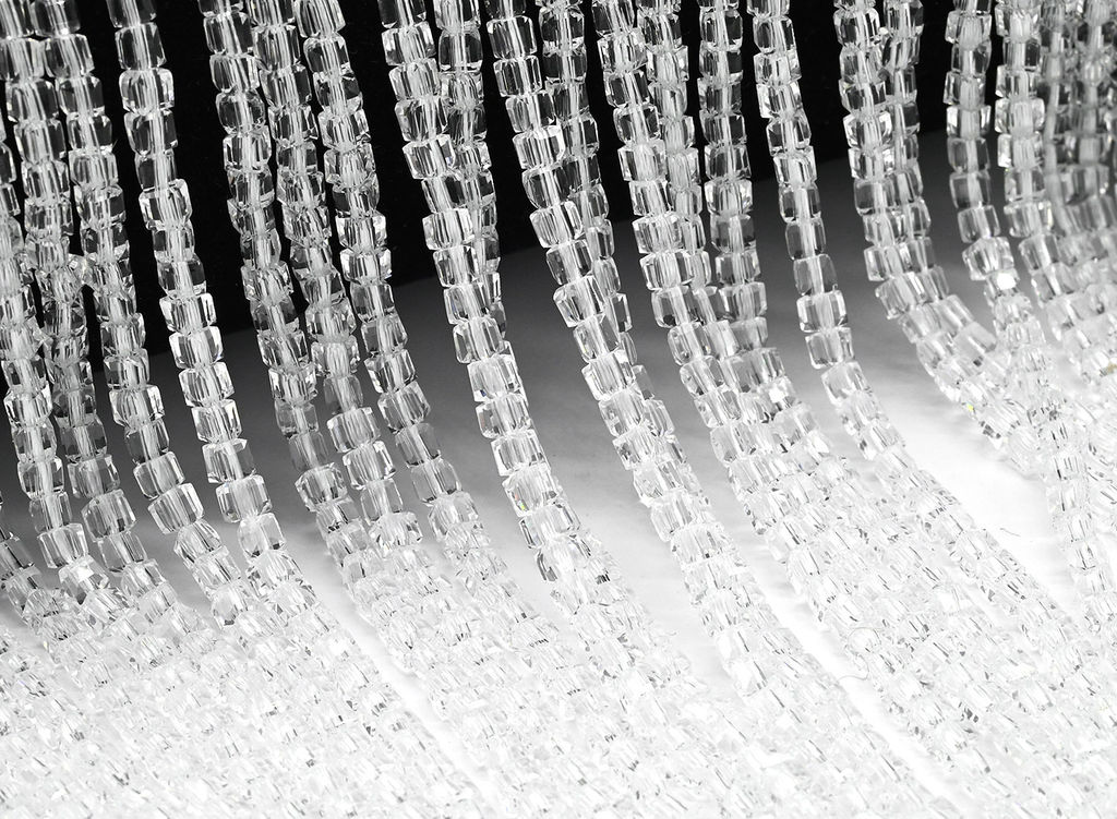 Бусины из циркона кубик гр.3*3мм цв.хрусталь, 39см, 120 бусин Радуга камня