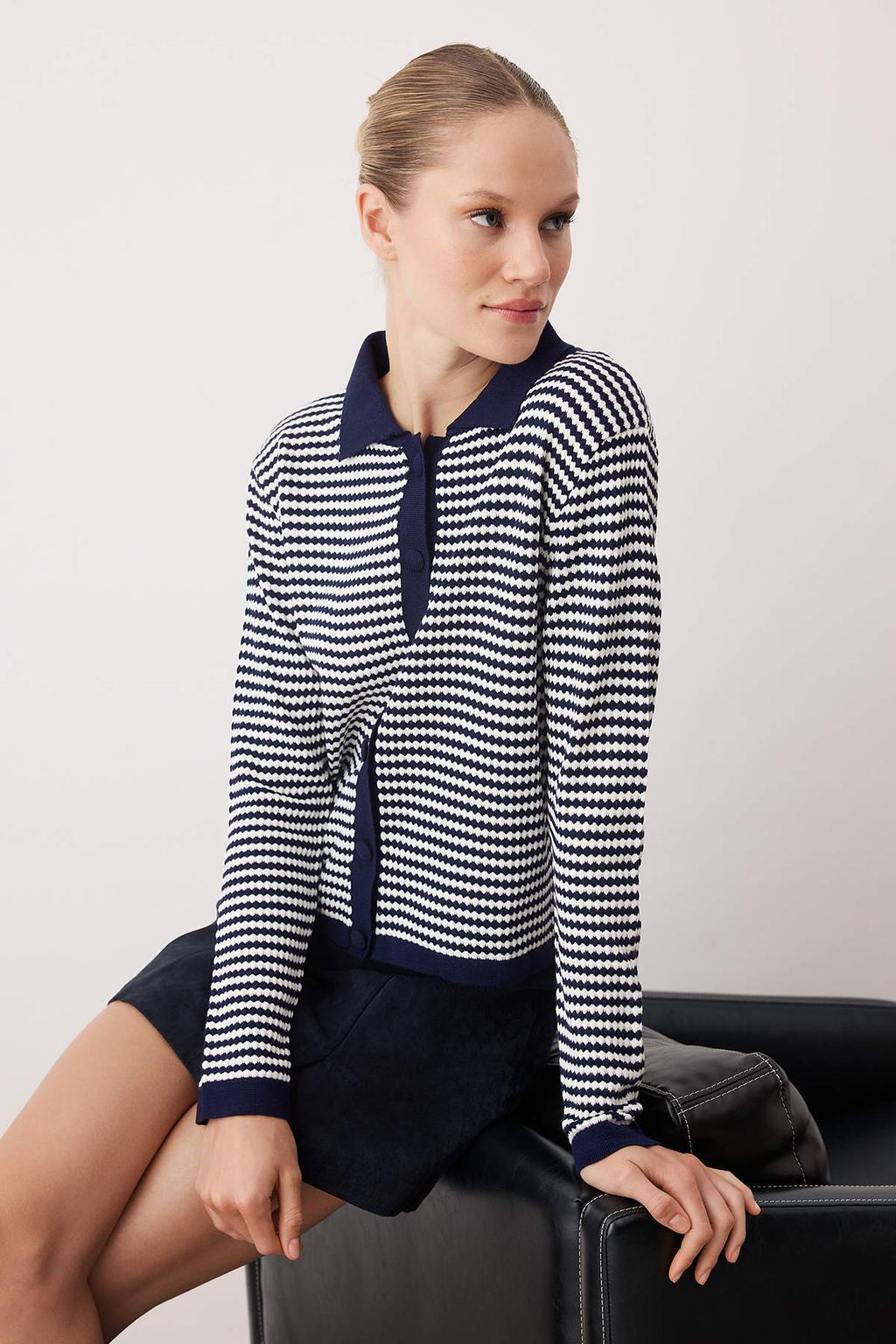 Lacivert Cizgili Polo Yaka Detayl? Triko H?rka TWOAW26HI00263