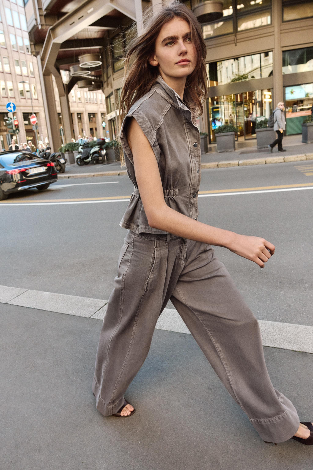 CHALECO Z1975 DENIM CUELLO SUBIDO / Marr?n vigor? - Zara фото 4