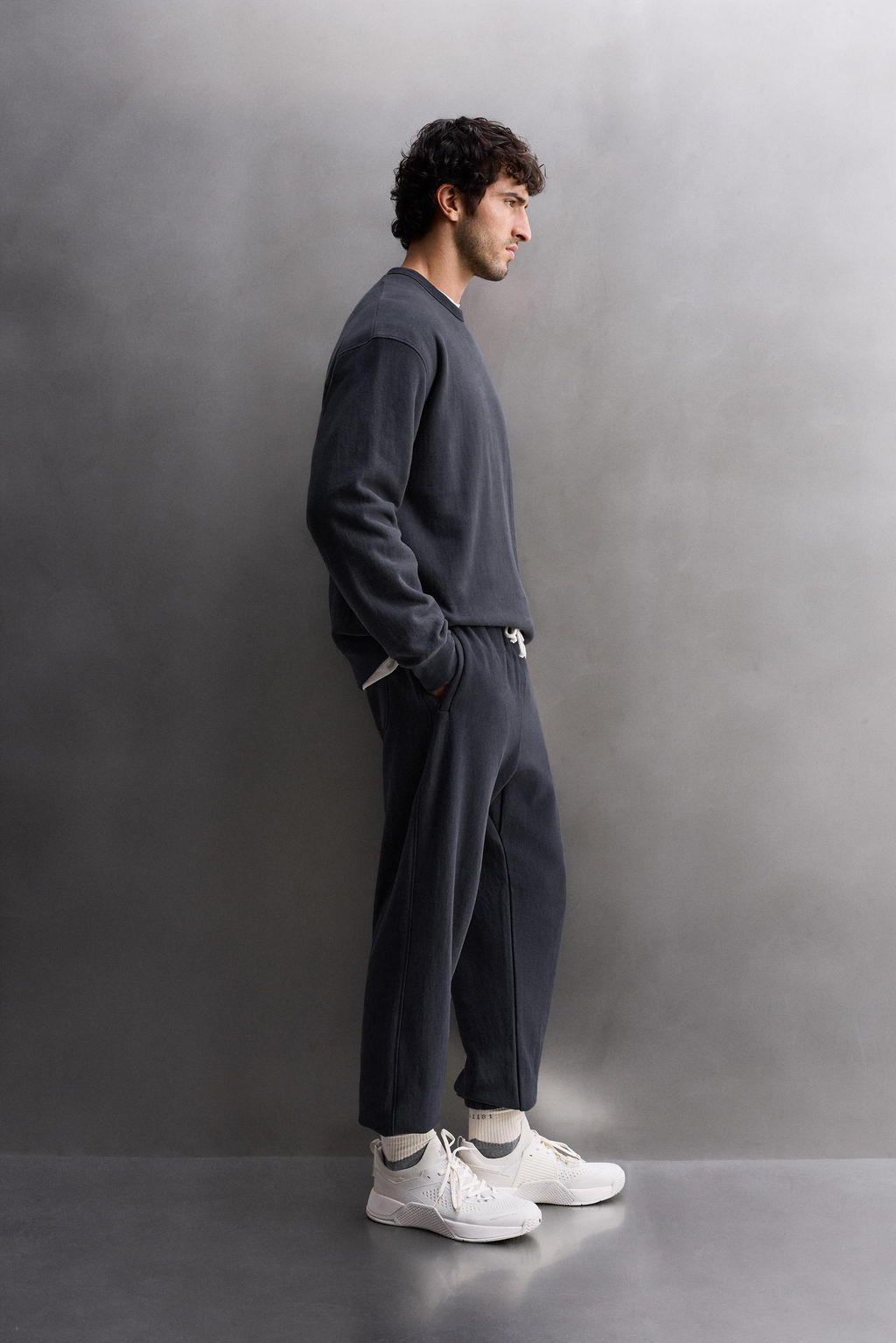 RELAXED FIT JOGGER TROUSERS - Zara фото 8