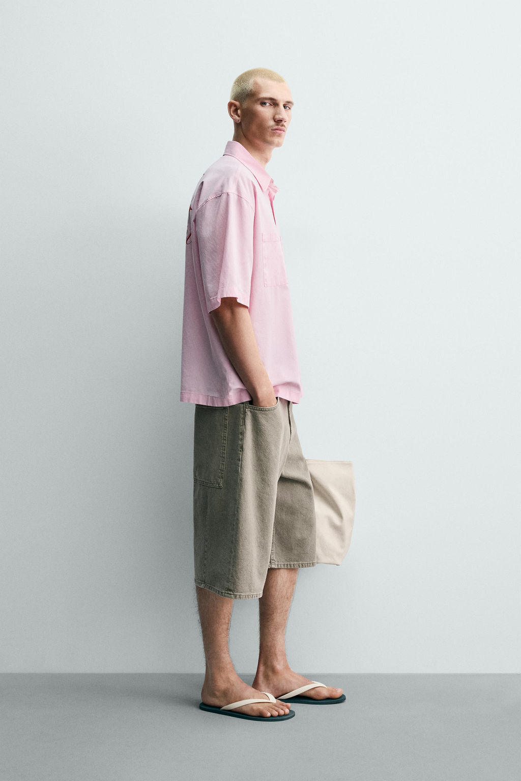 CAMISA BOXY FIT TEXTOS ESTAMPADOS / Rosa - Zara фото 4