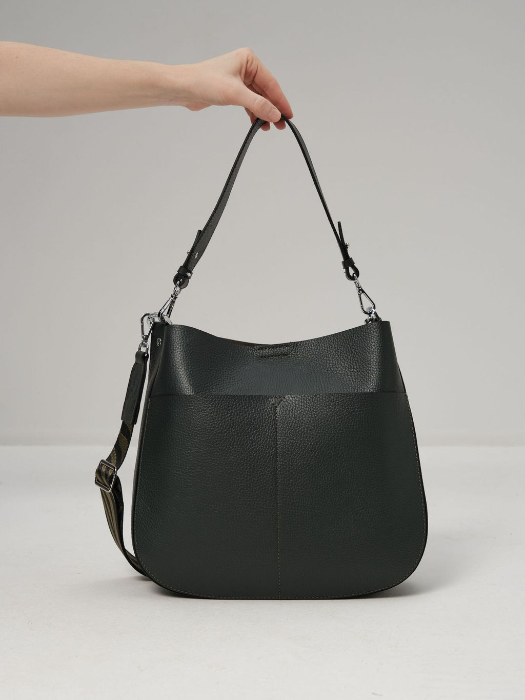 Сумка кожаная на плечо Azaro 30868 дремучий лес