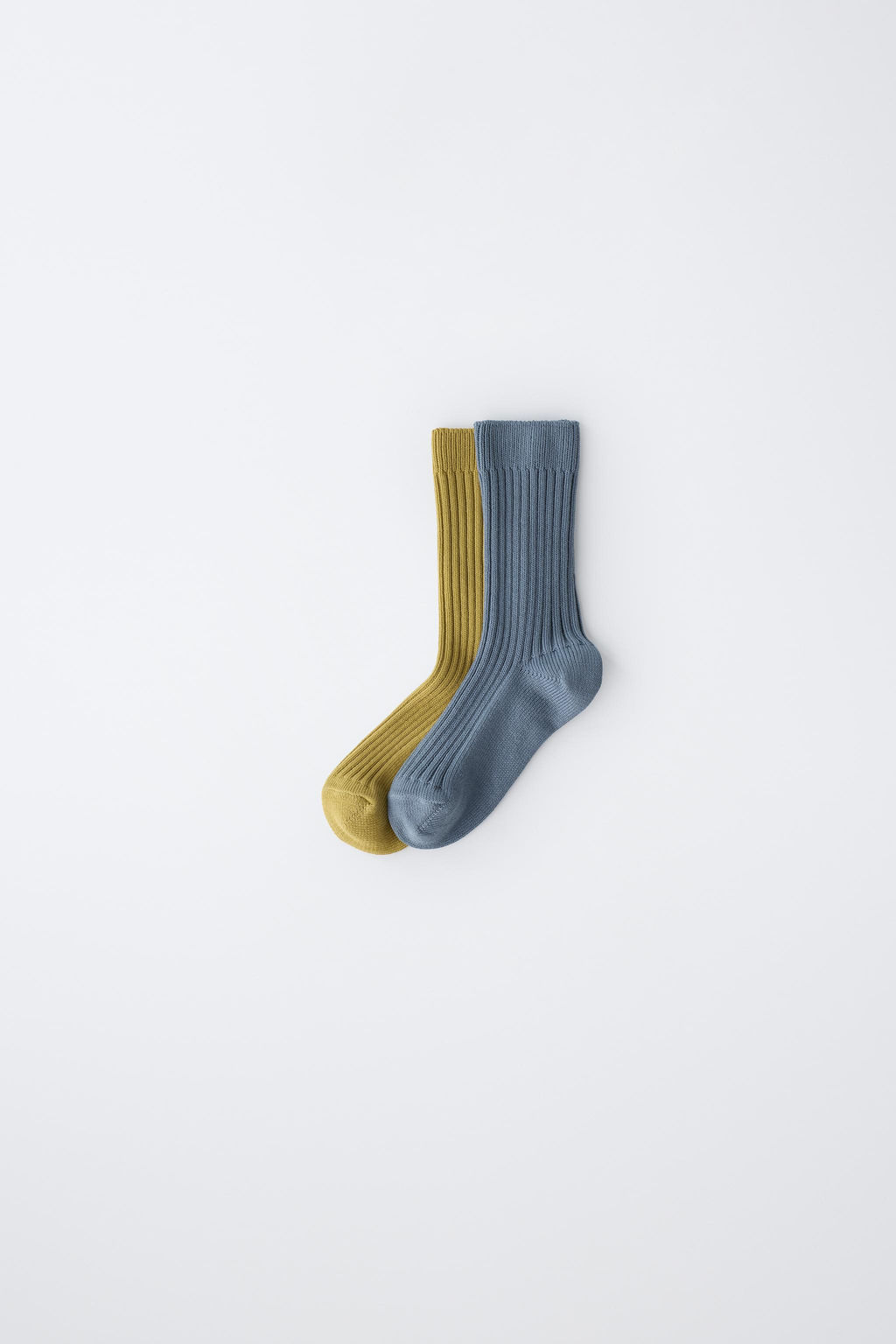 2-PACK OF RIBBED SOCKS