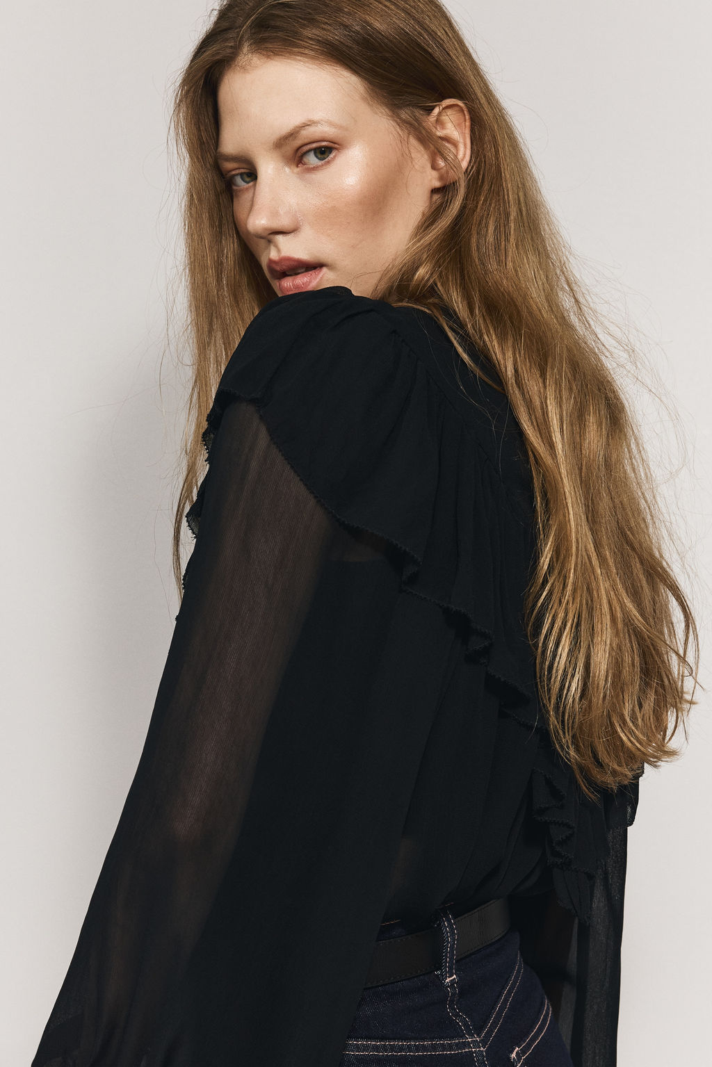 Blusa de gasa con volantes - H&m фото 2