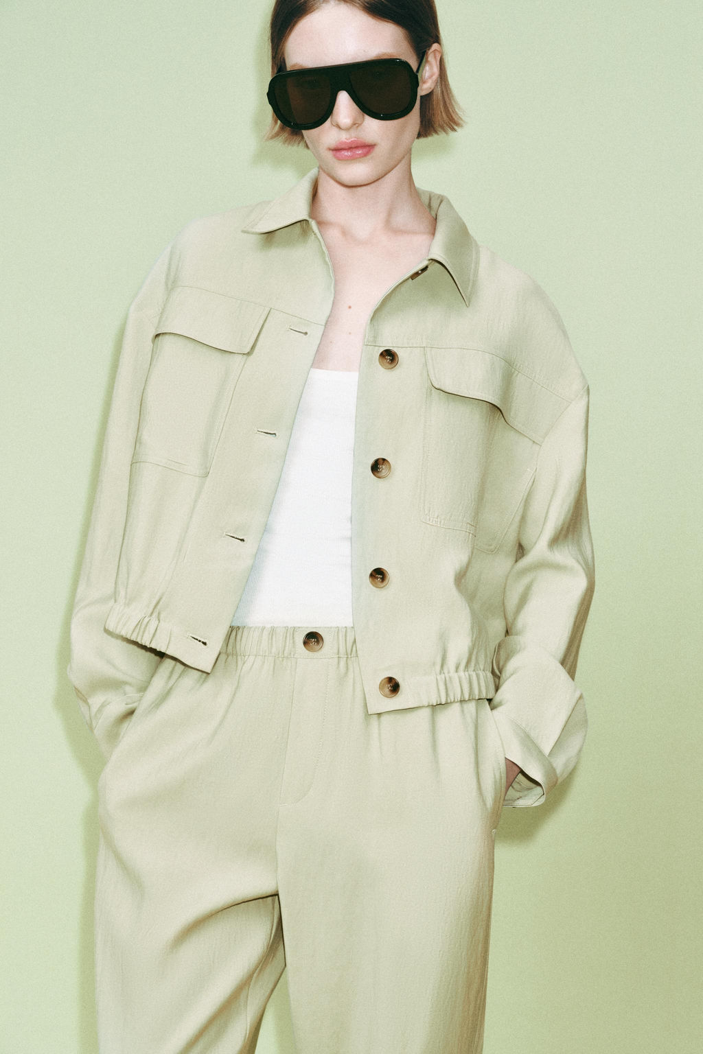 CHAQUETA CORTA BOLSILLOS SOLAPA / Verde agua - Zara фото 6