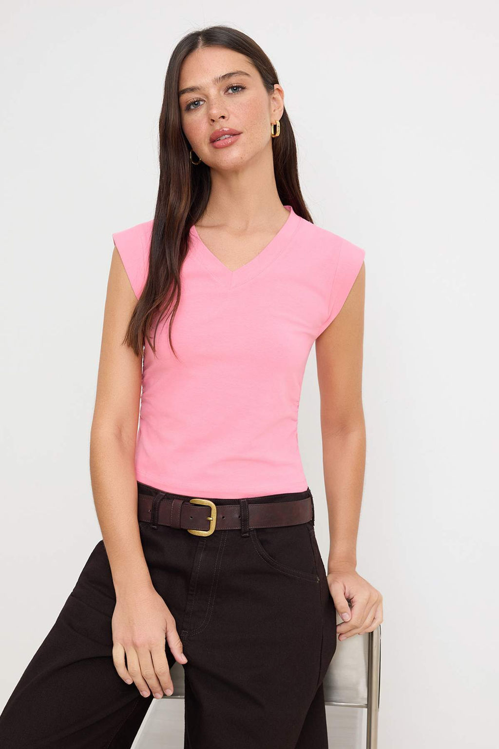 Pembe Regular/Normal Kal_p V Yaka Ay Kol K_sa Kollu Pamuk Ribana _rme T-shirt TWOSS26TS00285 - Trendyolmilla фото 2