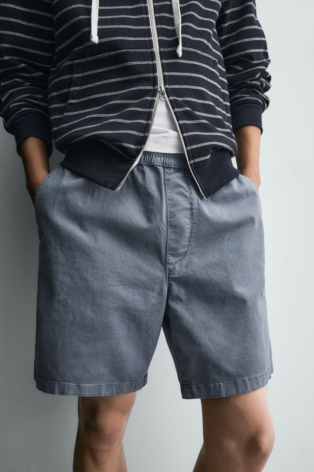 BERMUDA TWILL RELAXED FIT / Azul claro