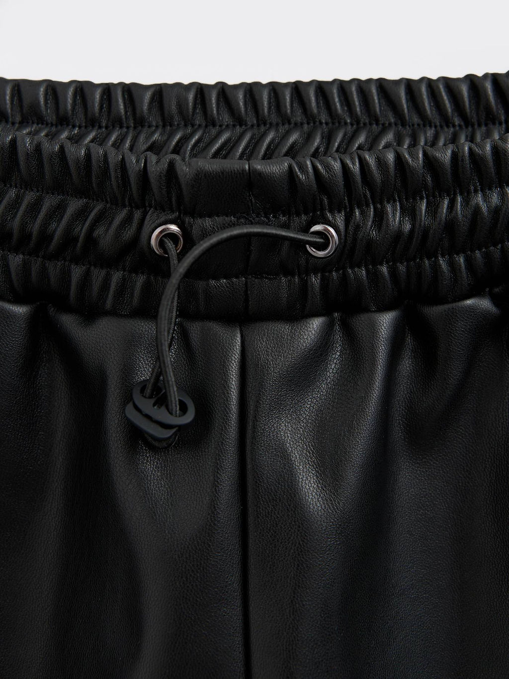CONTE LS 2419 Шорты женские black