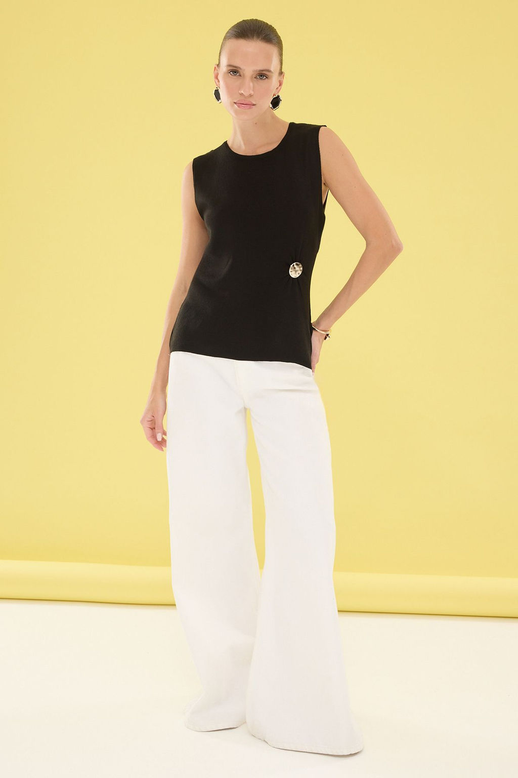 Siyah Aksesuar Detayl? Bisiklet Yaka Ince Bluz TWOSS25BZ00312 - Trendyolmilla фото 2