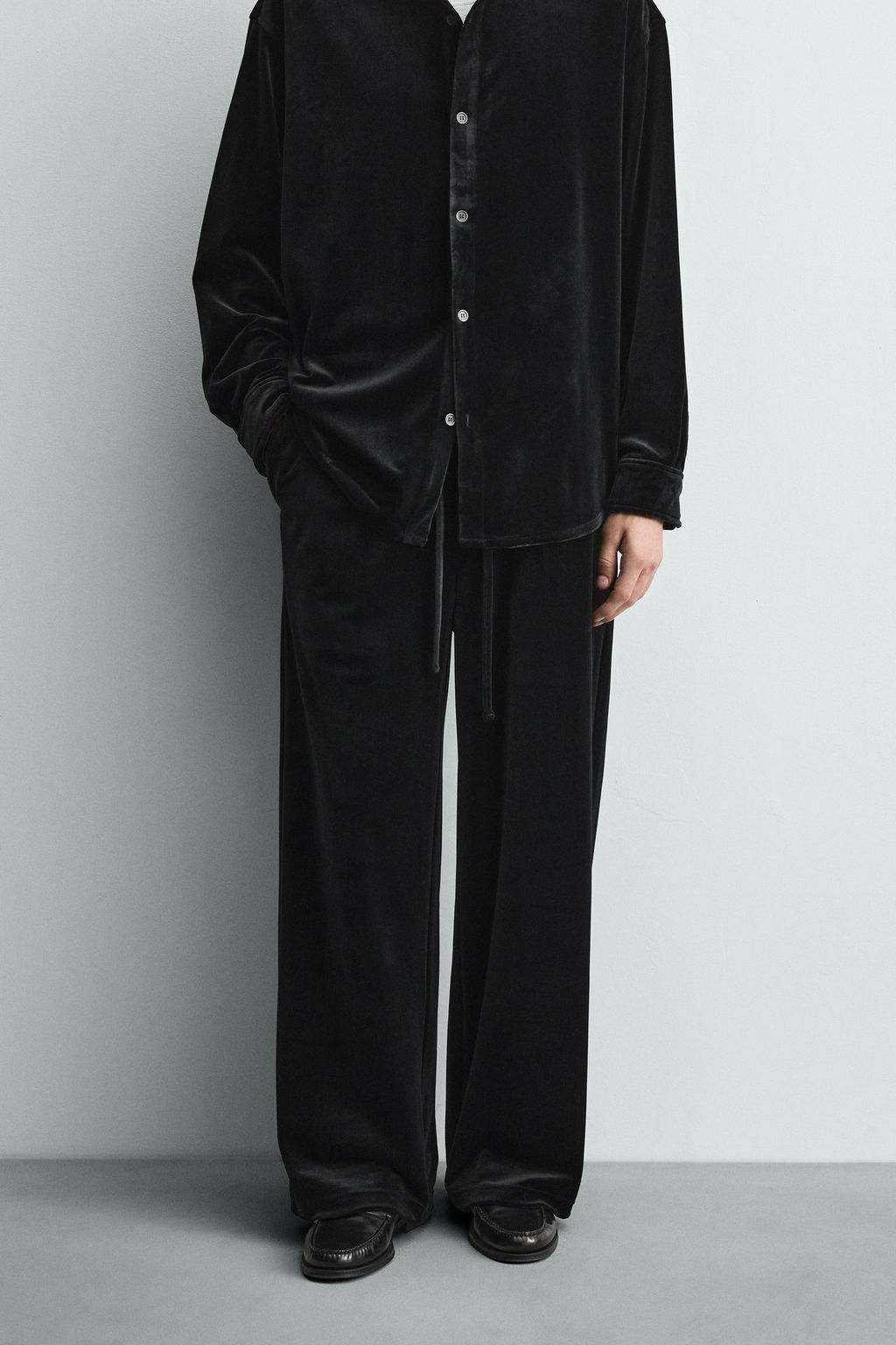 RELAXED FIT VELVET TROUSERS - Zara фото 2