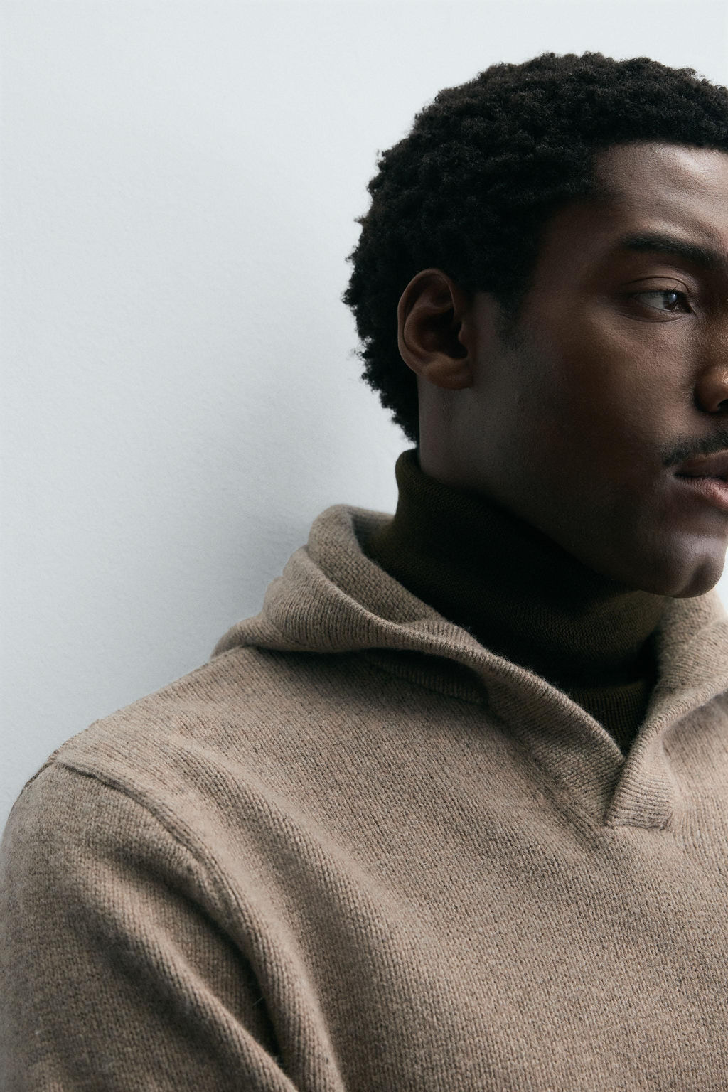 100% WOOL HOODIE JUMPER - Zara фото 5