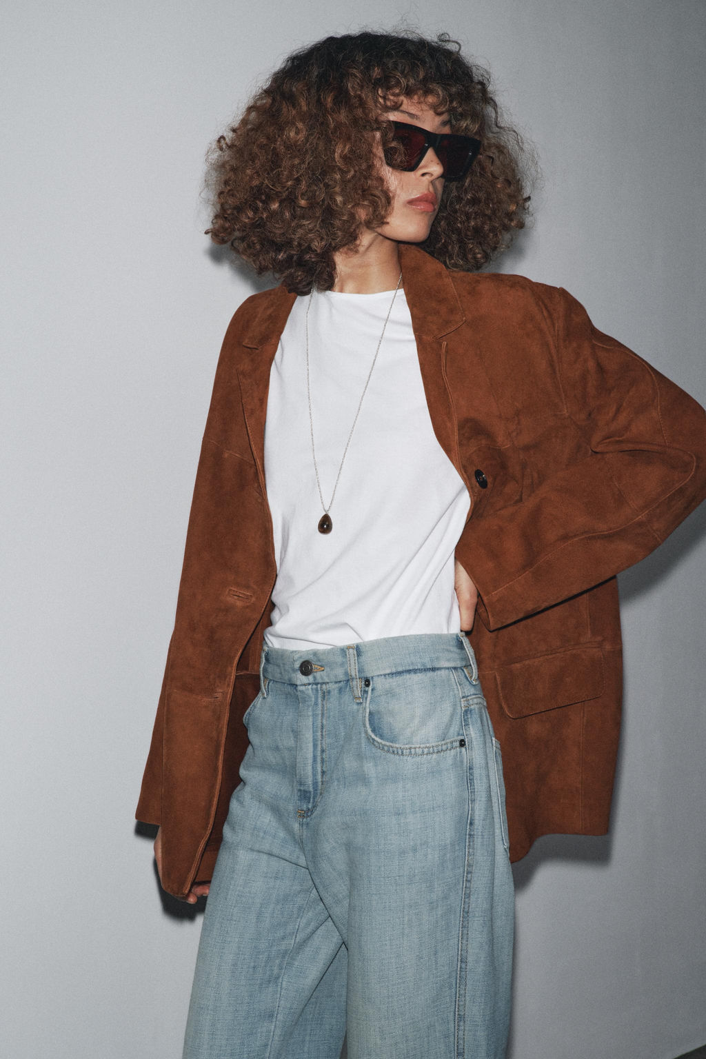 ZW COLLECTION LIMITED EDITION OVERSIZED SUEDE LEATHER BLAZER - Zara фото 4