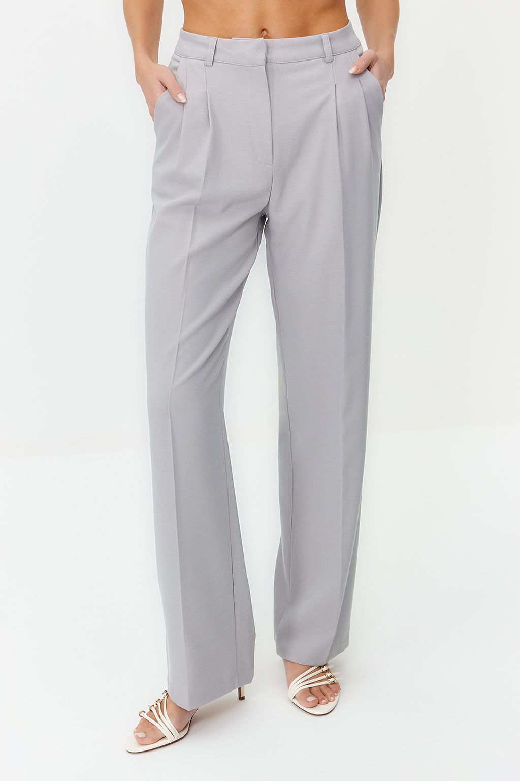 Limited Edition Gri Straight/Duz Kesim Pilili Dokuma Pantolon TWOAW23PL00401