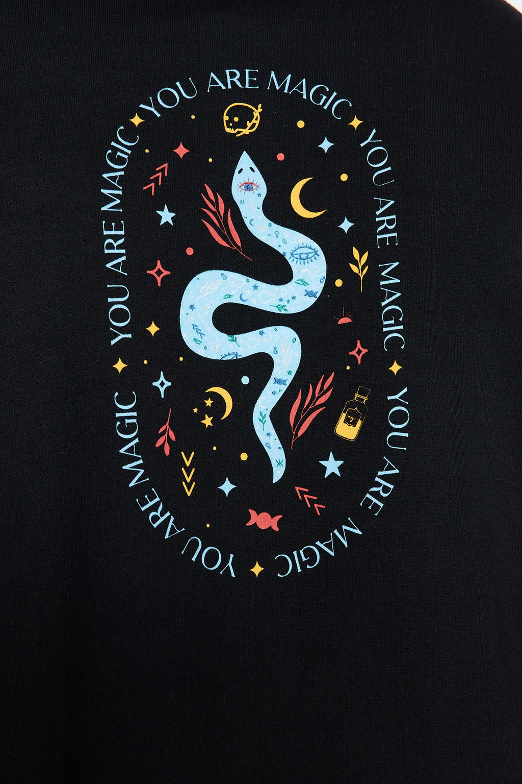 TRENDYOL MAN Siyah Buyuk Beden Oversize/Genis Kesim Kapusonlu Mistik Bask? Ici Polarl? Sweatshirt TMNAW24AO00006 - Trendyolmilla фото 6