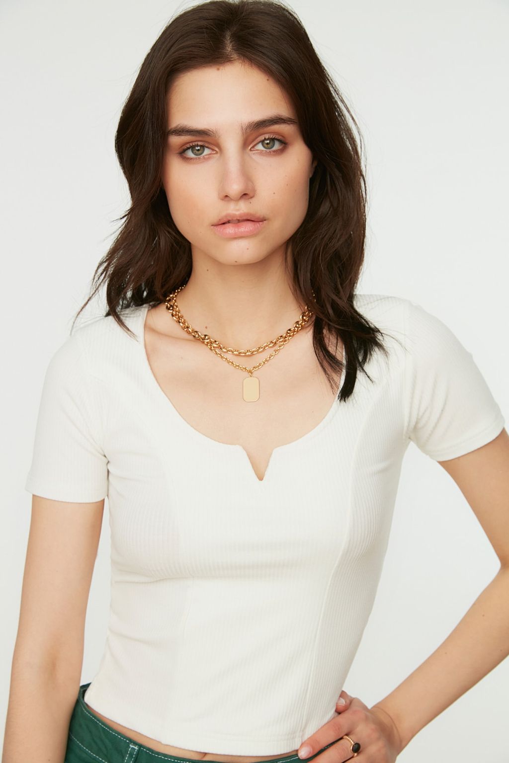 Ekru Havuz Yaka Detayl? Fitted/Vucuda Oturan Fitilli Esnek Crop Orme Bluz TWOSS20BZ1356 - Trendyolmilla фото 4