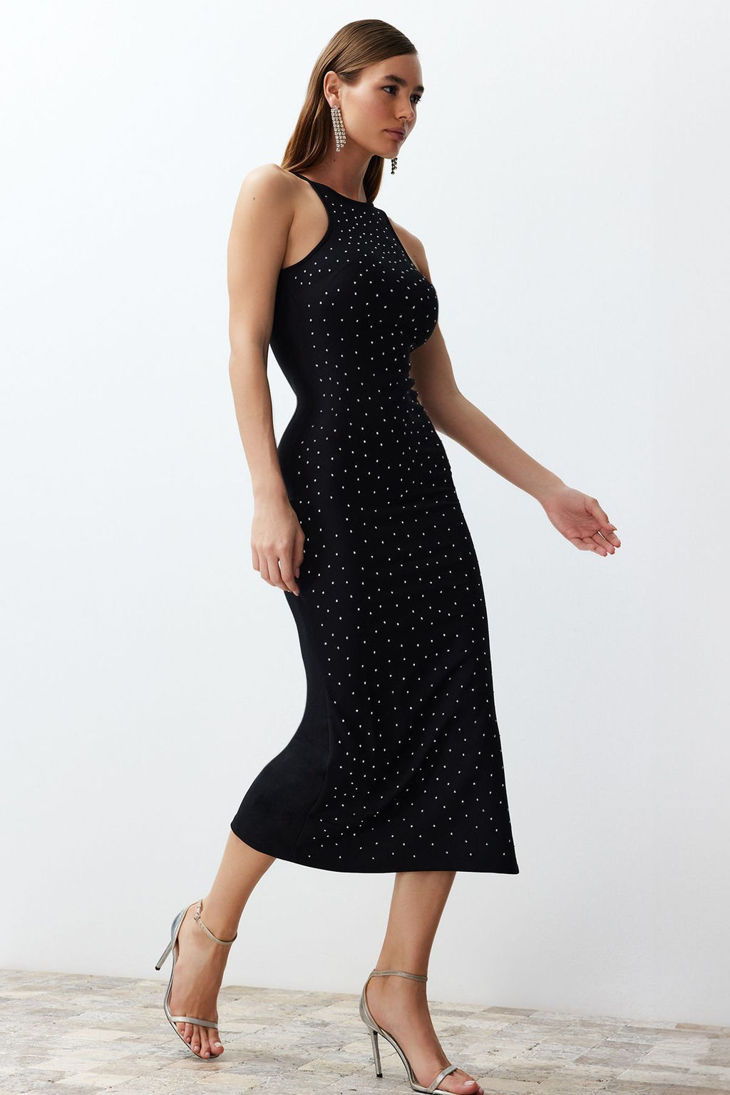 TRENDYOLMILLA Siyah Vucuda Oturan Parlak Tasl? Dokuma S?k Abiye Elbise TPRSS24EL00128 фото 3