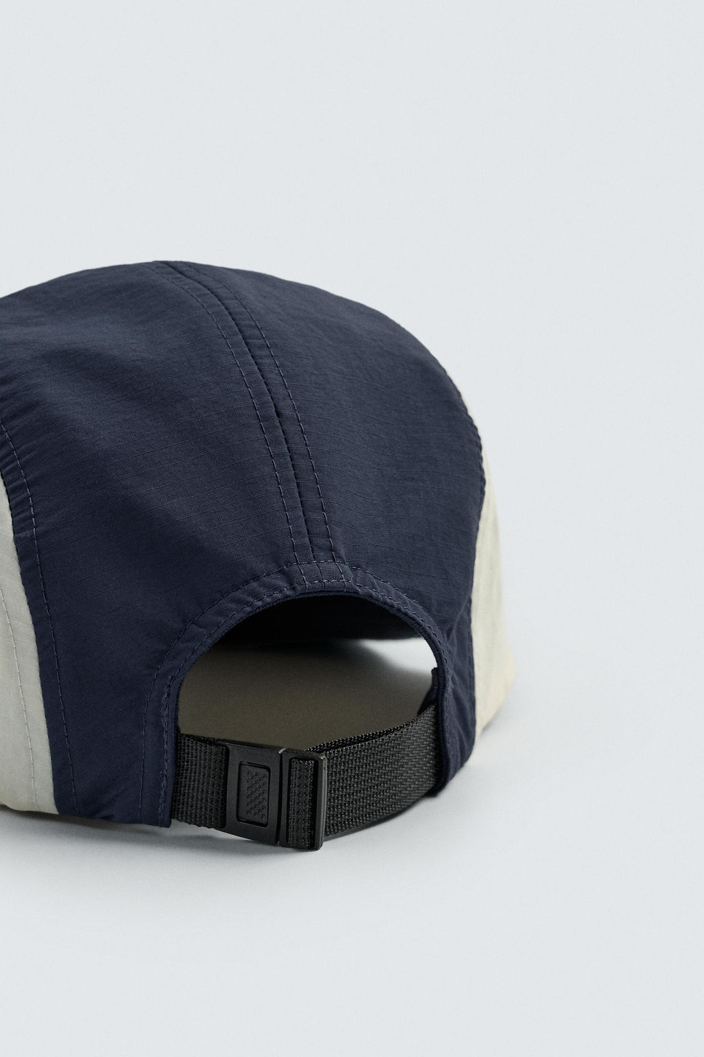GORRA T?CNICA VISOR PLANO COLOR BLOCK / Marino - Zara фото 8