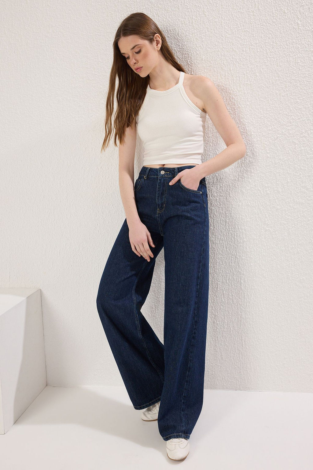 Ekru Ici Pedli Bra Detayl? Fitted/Vucuda Oturan Orme Atlet TWOSS25AL00026