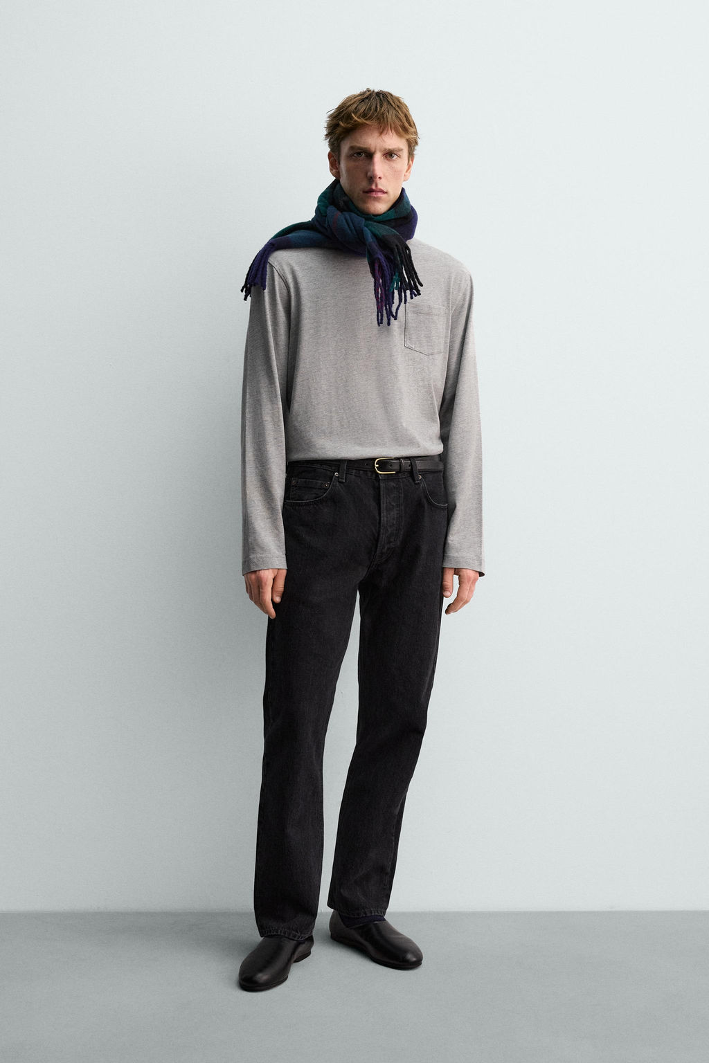 CAMISETA MANGA LARGA BOLSILLO AARON LEVINE X ZARA / Gris vigor?