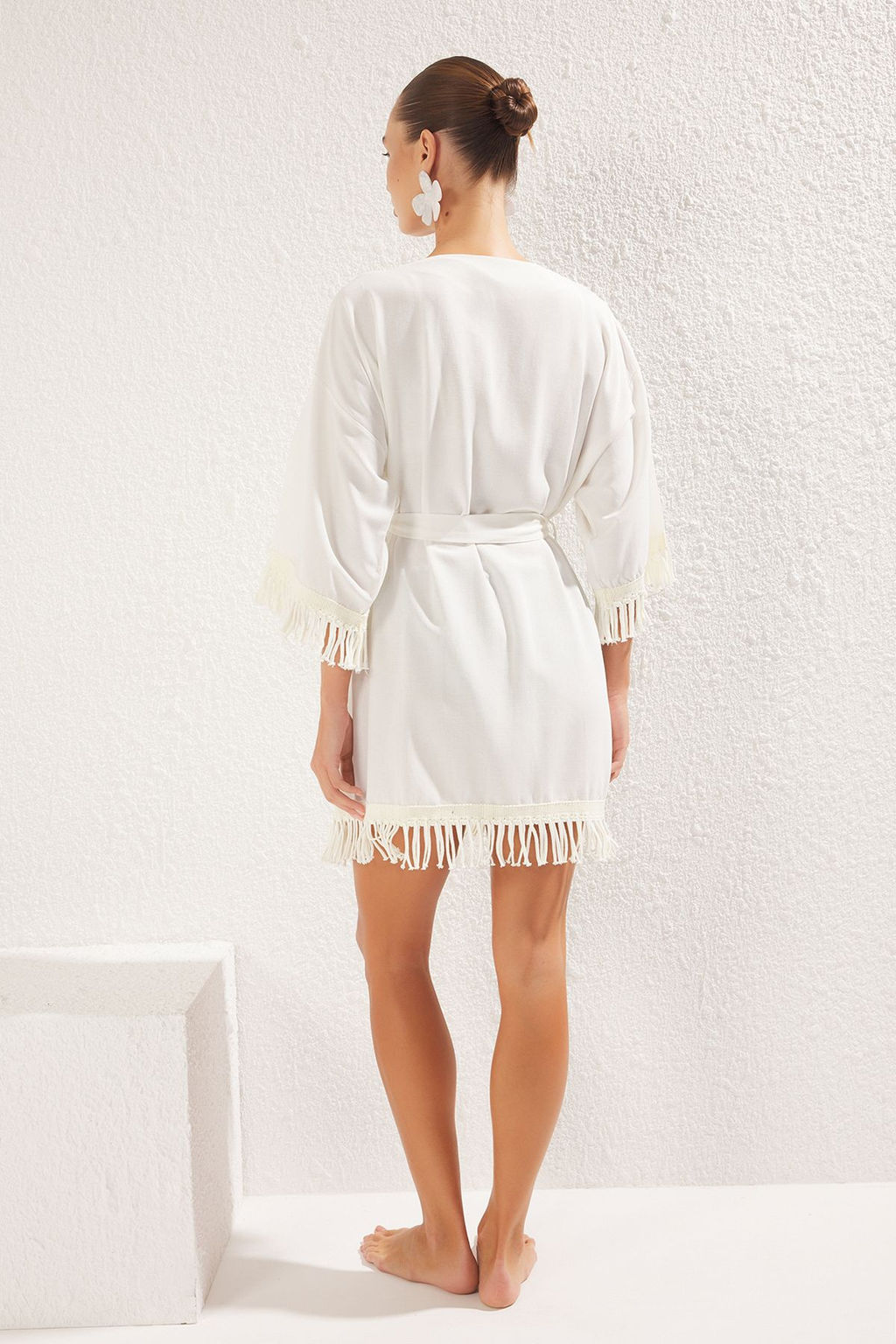 Ekru Mini Dokuma Puskullu Keten Gorunumlu Plaj Kimono&Kaftan TBESS25KM00001 - Trendyolmilla фото 4