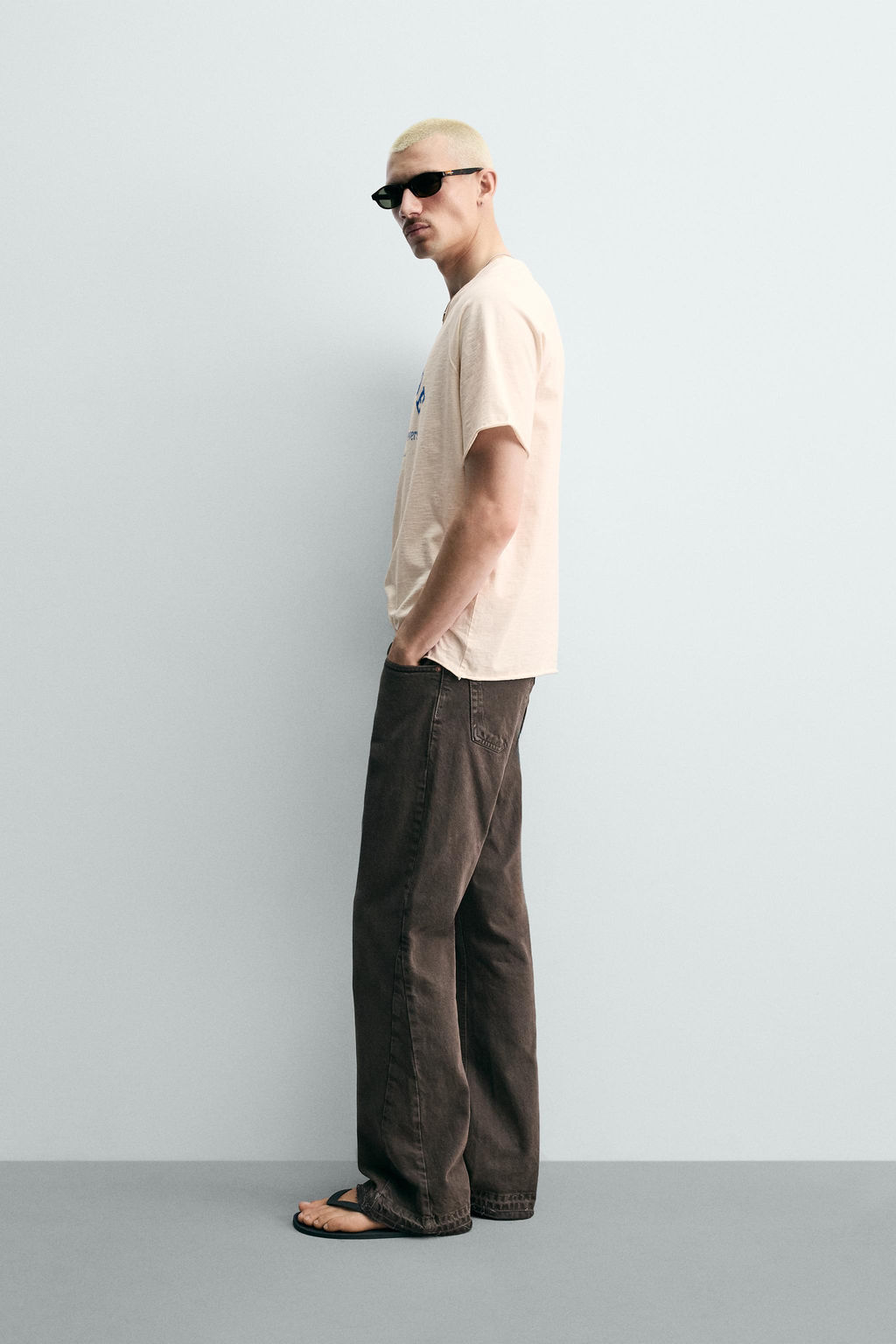 CAMISETA RELAXED FIT TEXTO LAVADO / Blanco