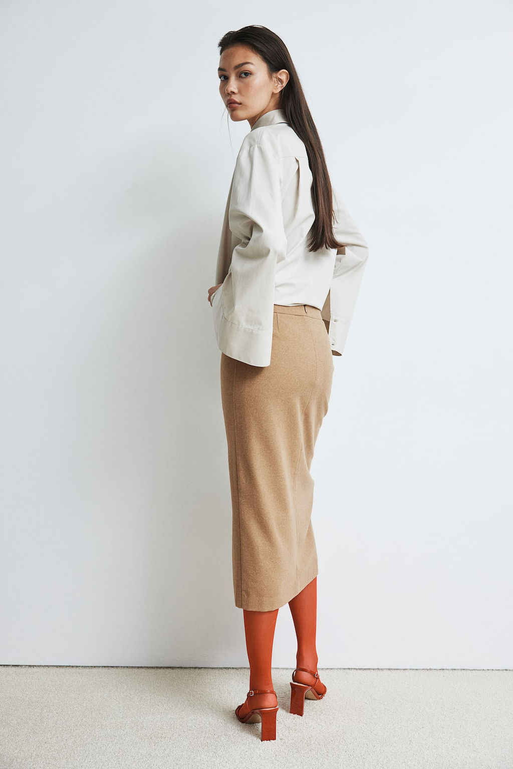 Falda de tubo en mezcla de lana - H&m фото 4