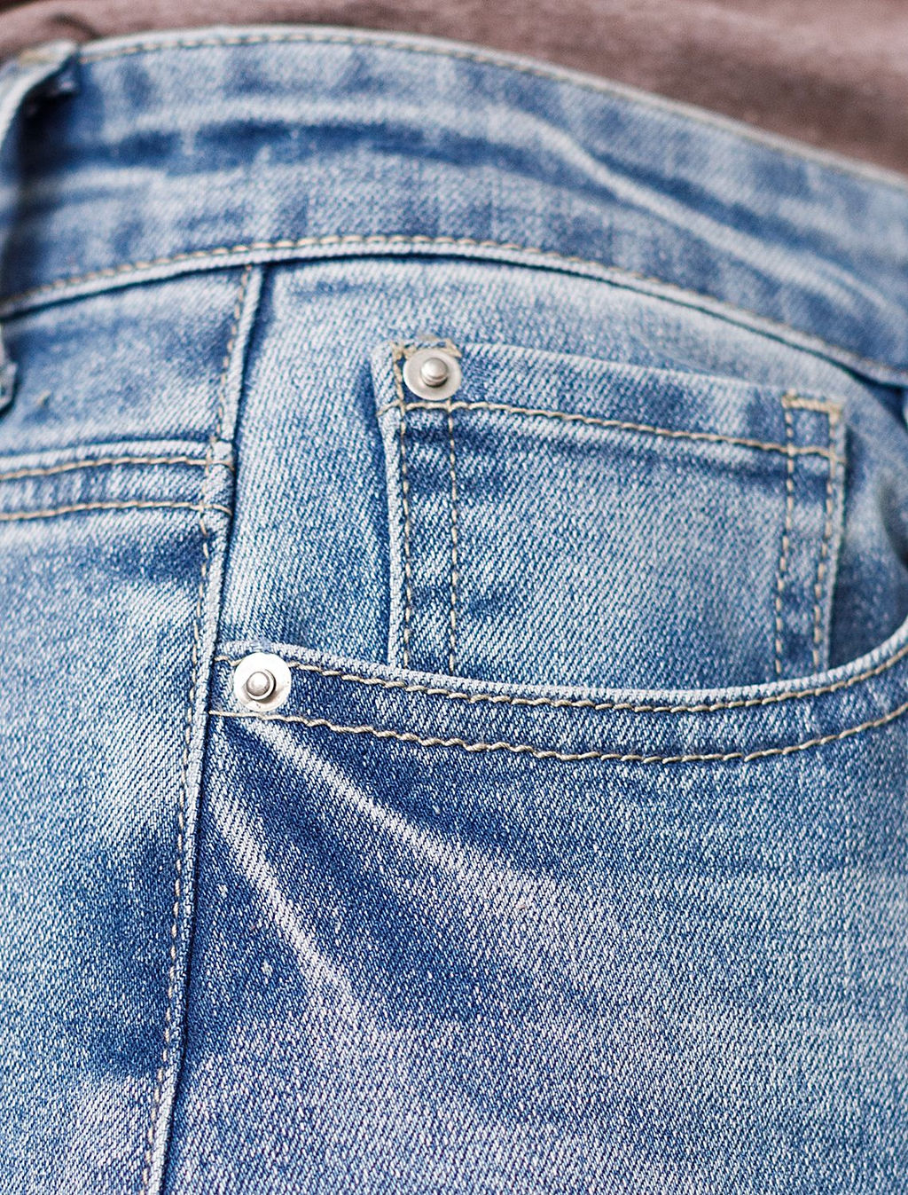 D54.298 Джинсы женские голубой