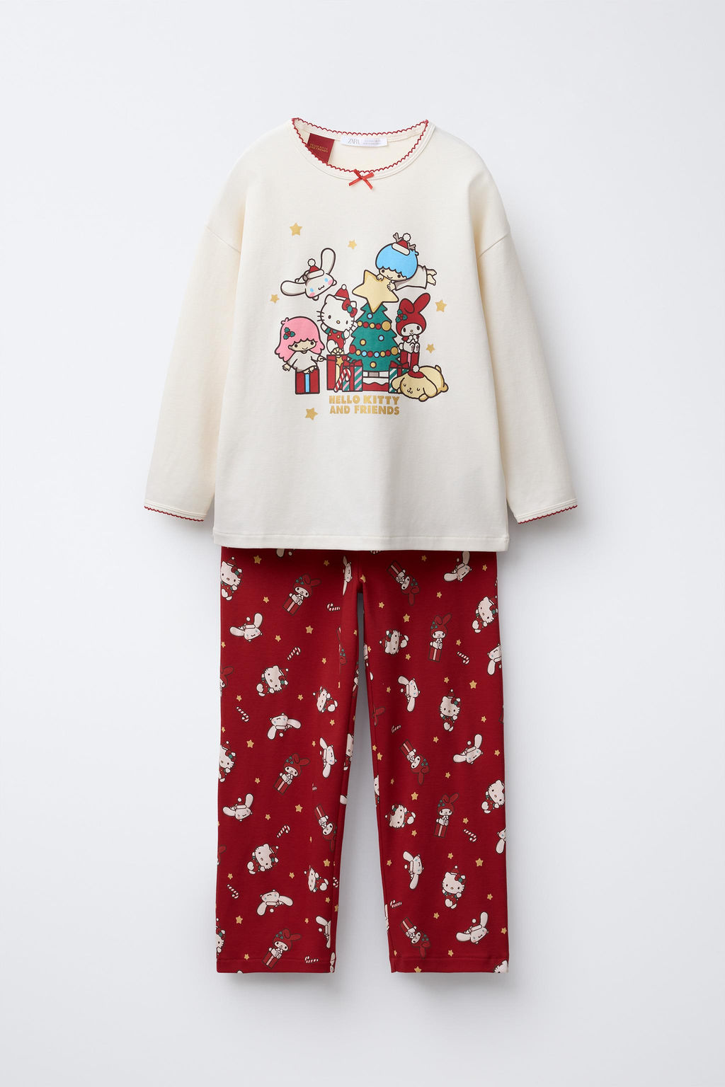 AGES 6-14 / HELLO KITTY AND FRIENDS  SANRIO PYJAMAS