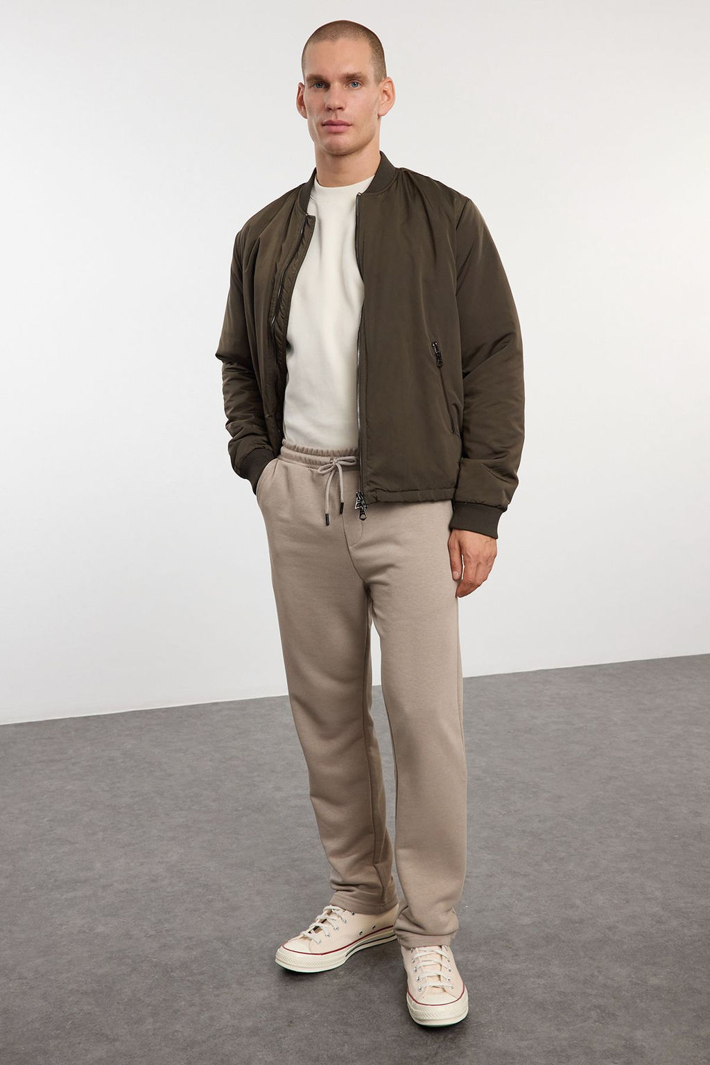 TRENDYOL MAN Unisex Siyah Straight Fit Basic Esofman Alt? TMNAW25EA00022 - Trendyolmilla фото 4