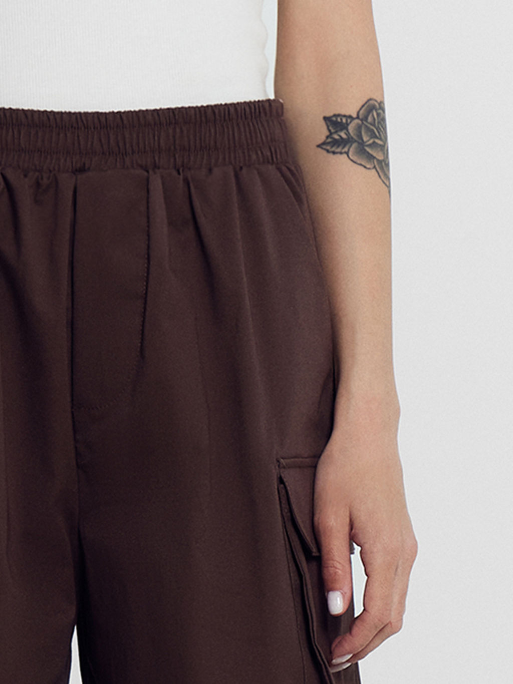 Шорты женские в пепельно-коричневом цвете пепельно -коричневый 132363 - Mark formelle фото 4