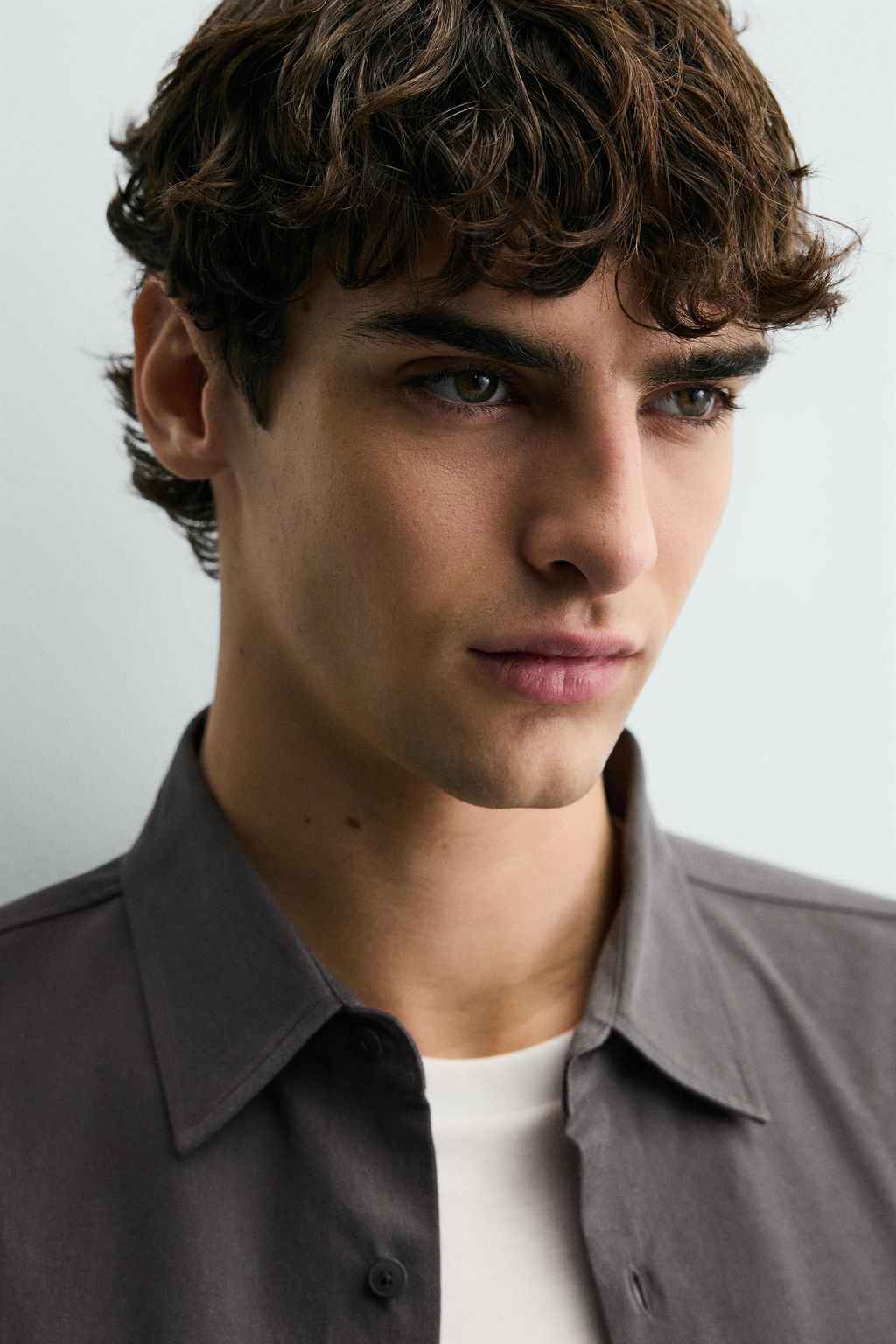 CAMISA FLUIDA RELAXED FIT / Gris oscuro - Zara фото 6