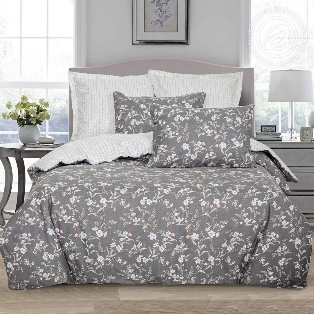 Постельное белье Рианна (сатин Premium) 1,5 сп./Пододеяльник (молния): 1 шт. - 215*145; Простыня: 1 шт. - 220*200; Наволочка (молния, ушки): 2 шт. - 70*70 Premium