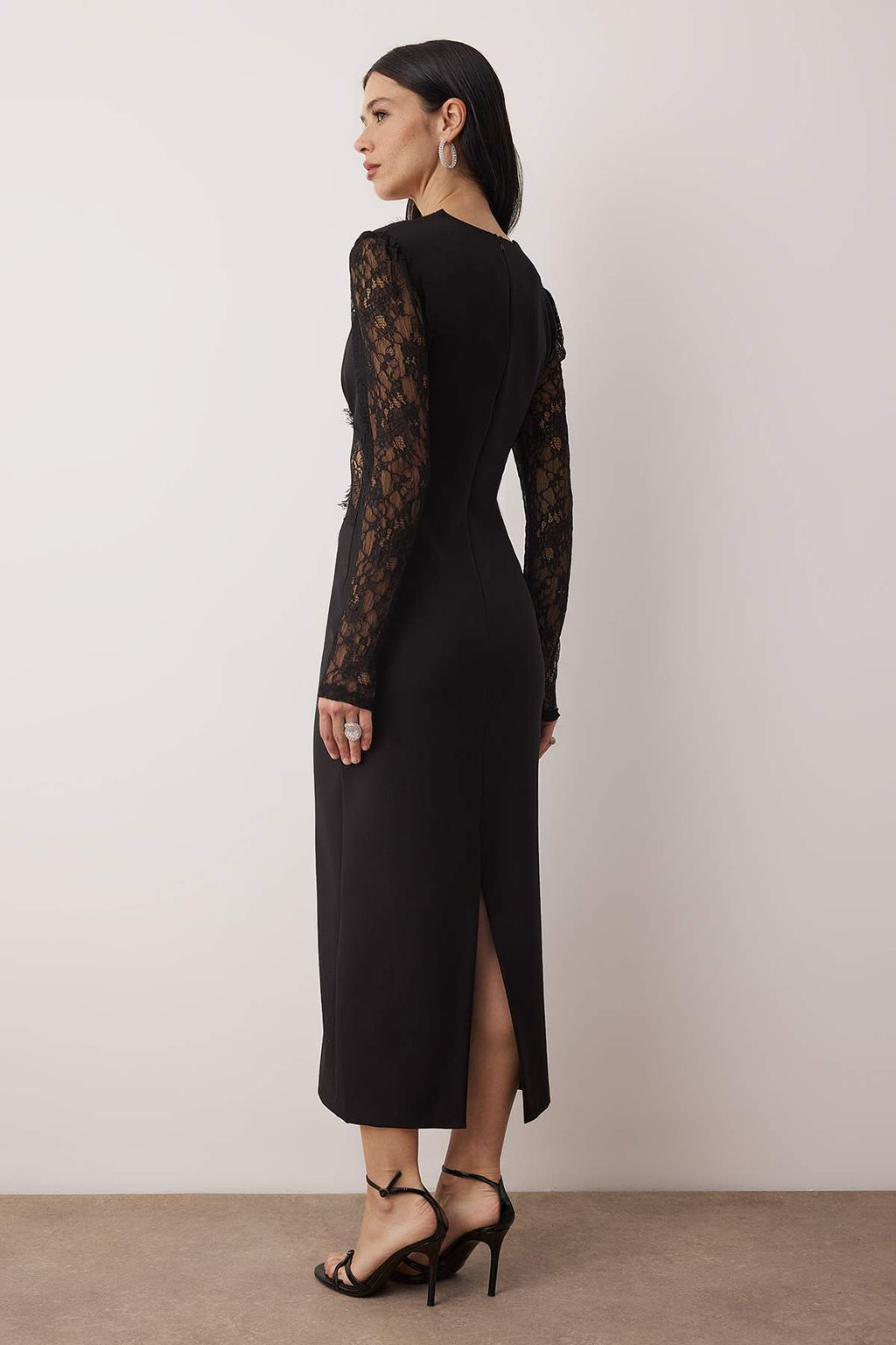 Siyah Dantel Detayl? Dokuma Finike Midi Astars?z S?k/Gece Elbise TPRAW26EL00104