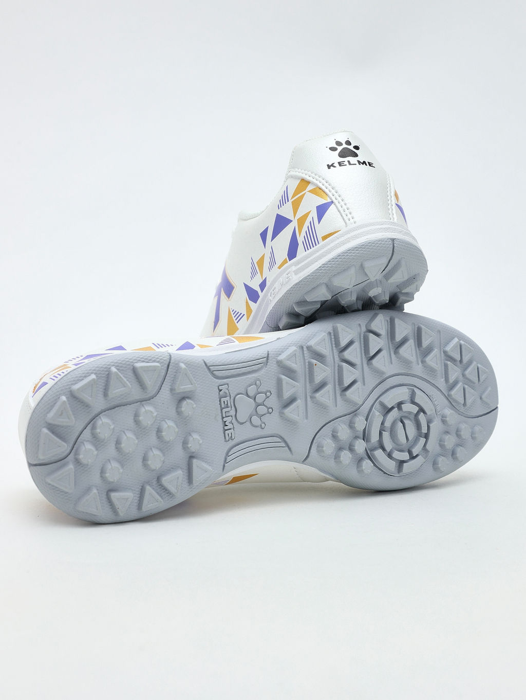 Детские шиповки KELME Childrens Football Shoes (TF) White