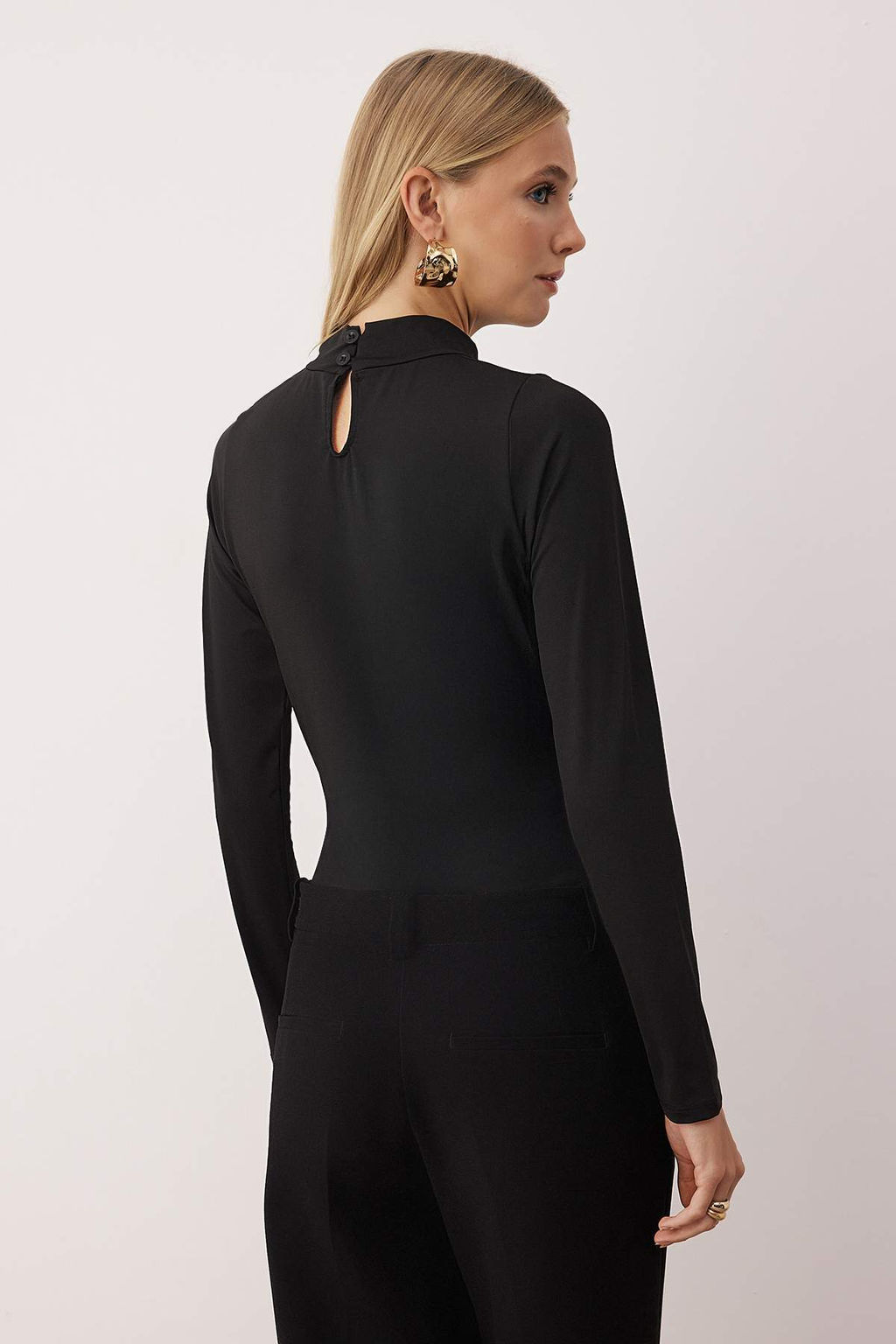 Siyah Fitted/Vucuda Oturan Aksesuar Detayl? C?tc?tl? Esnek Orme Body TWOAW26BD00006 - Trendyolmilla фото 4