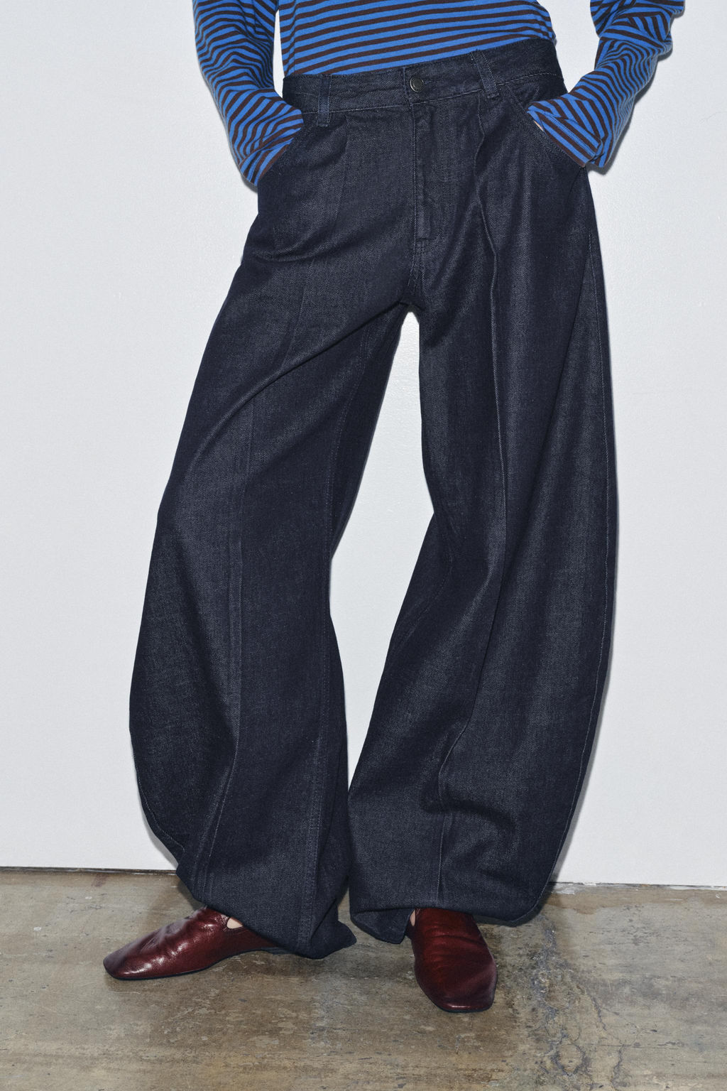 ZW COLLECTION MID-RISE BALLOON JEANS - Zara фото 2