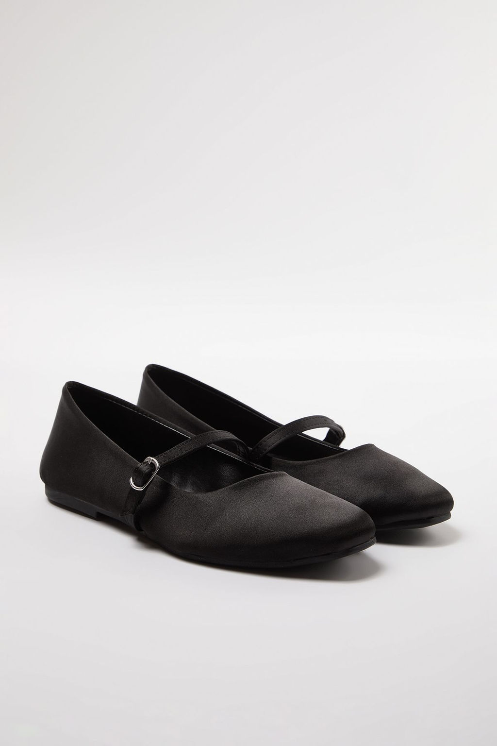 Trendyol Shoes Siyah Saten Mary Jane Bantl? Badem Burun Kad?n Babet TAKAW25BE00005 - Trendyolmilla фото 9