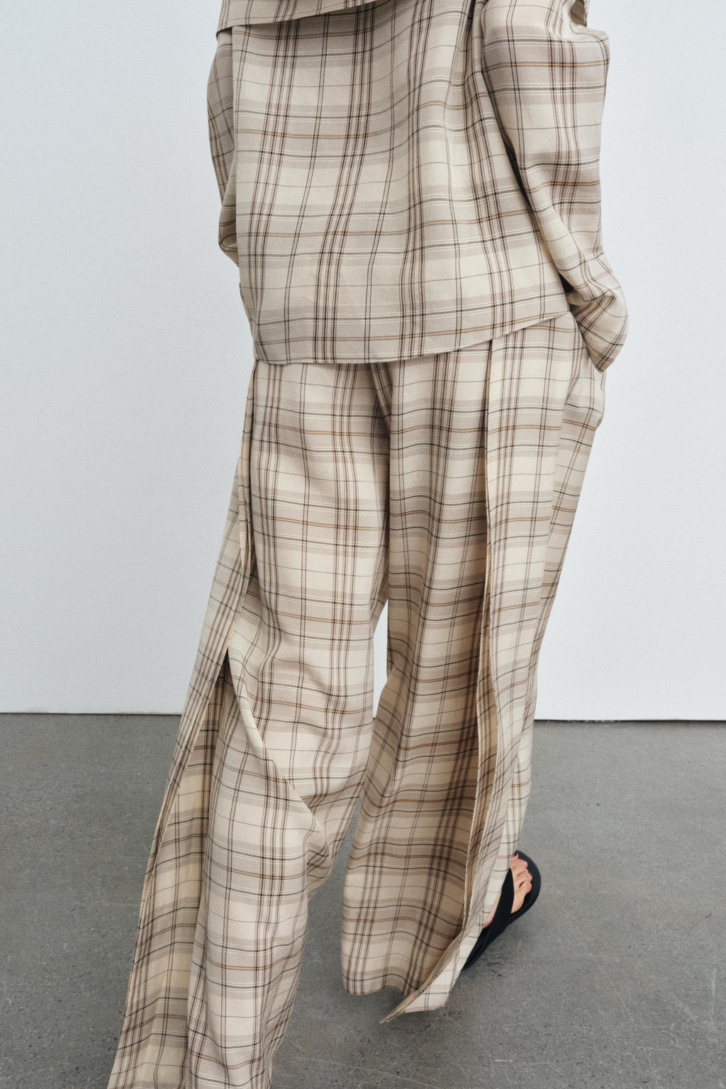 CHECK TROUSERS ZW COLLECTION - Zara фото 20