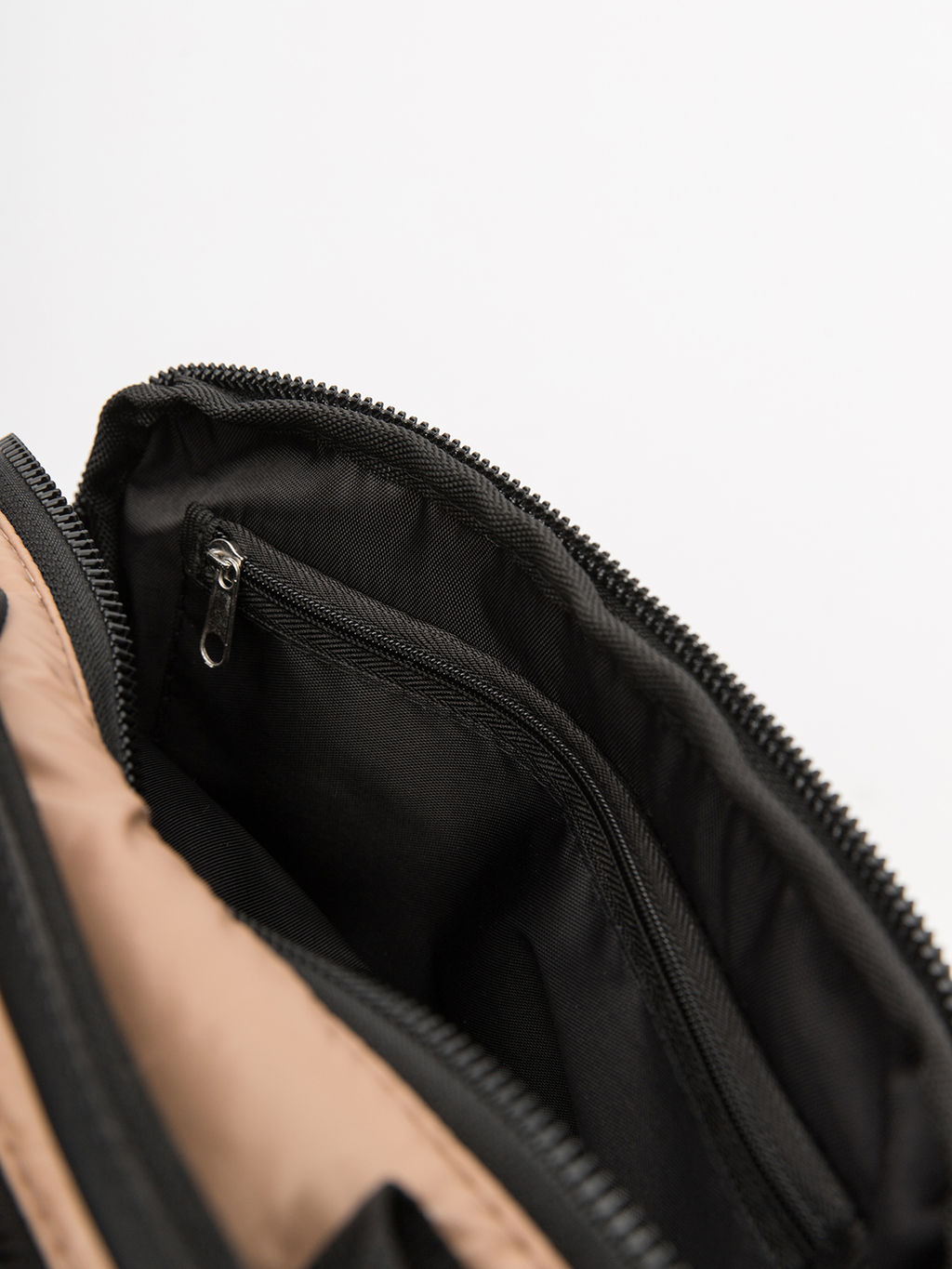 V66 501 22 Сумка женская