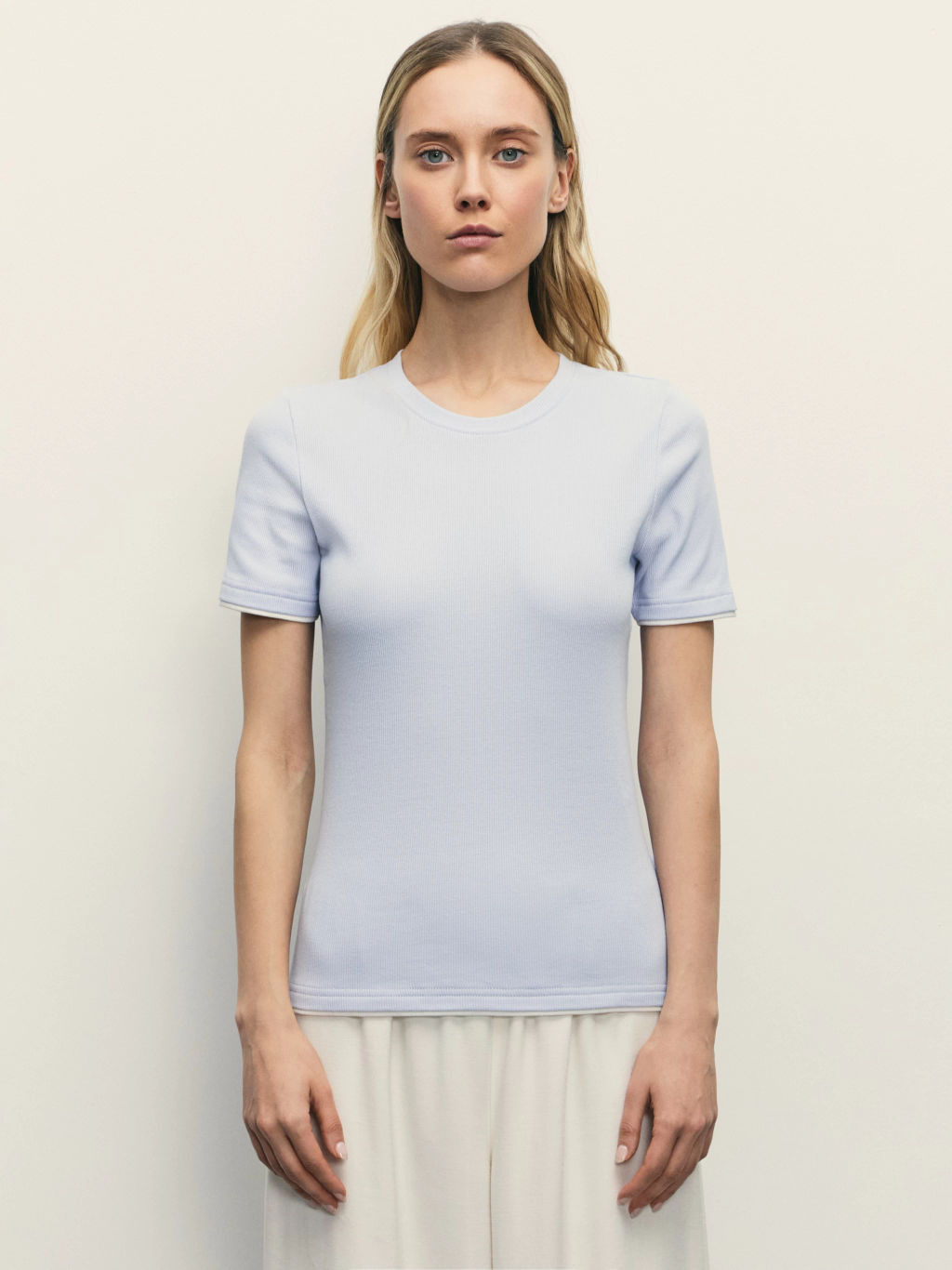 Футболка с контрастными окантовками / Zarina  фото 3