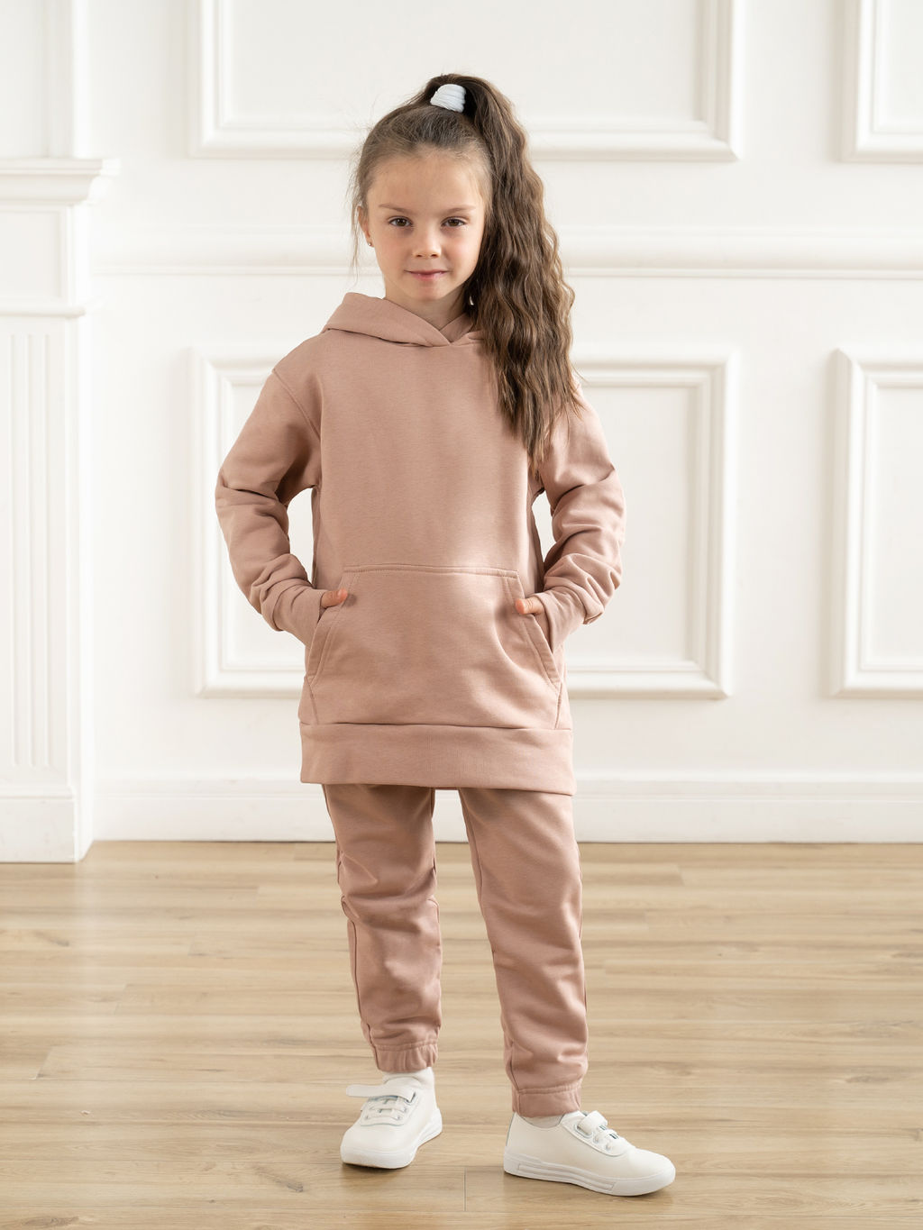 Костюм спортивный бежевый