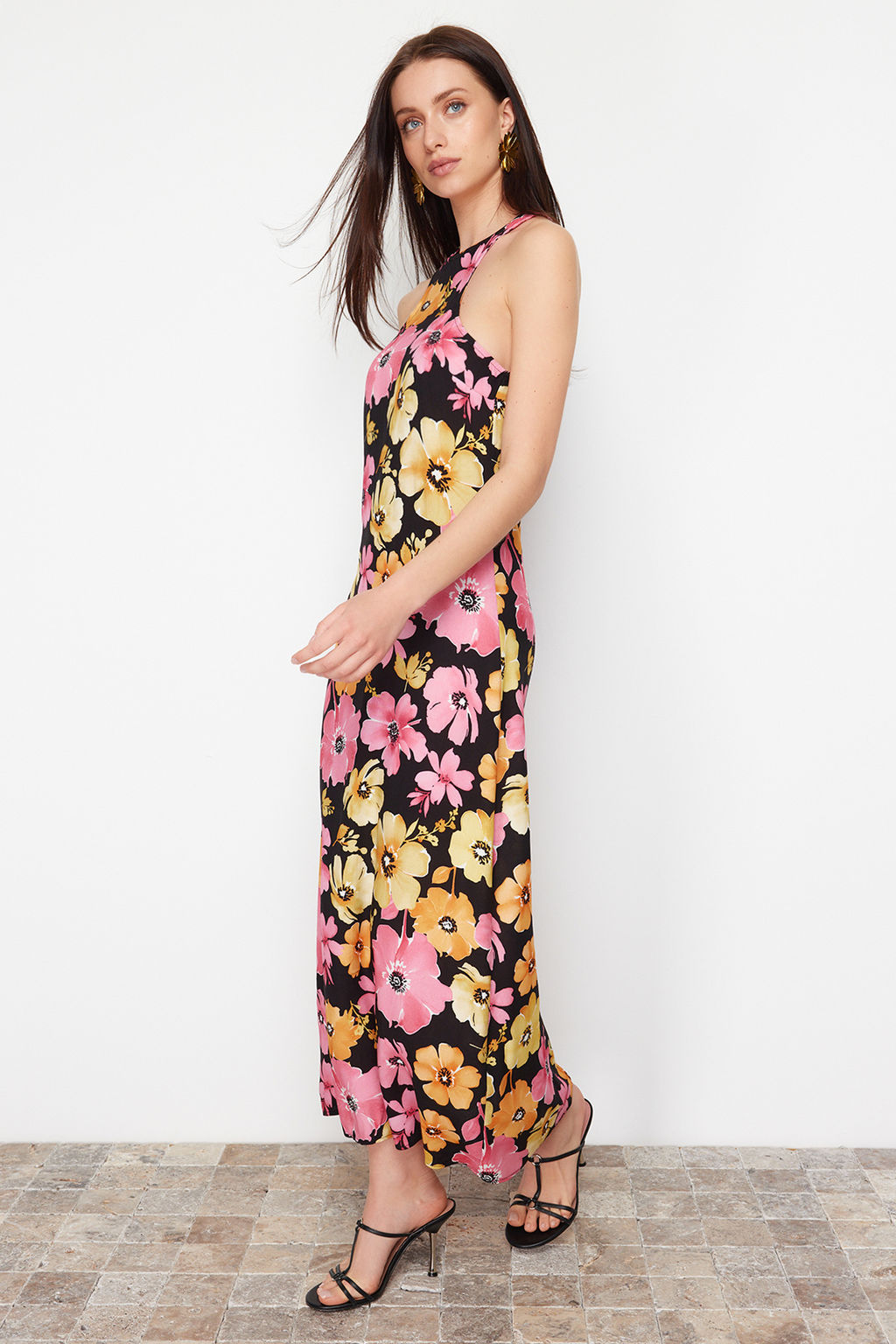 Siyah Cicek Bask?l? Duz Kesim Viskon Maxi Dokuma Elbise TWOSS24EL00647 - Trendyolmilla фото 2