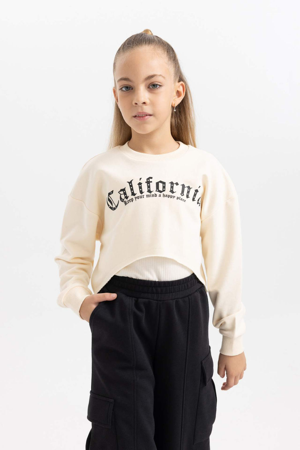 K?z Cocuk Bask?l? Crop Bisiklet Yaka Sweatshirt Ask?l? Atlet 2li Tak?m - Defacto фото 2
