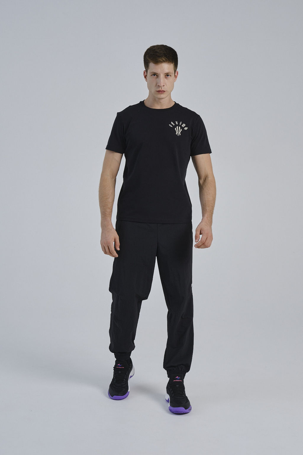 Брюки текстильные Черный SHOCK 4 Woven Casual Pants - Anta фото 2