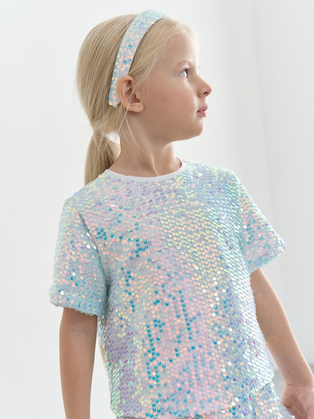 Топ бархатный с пайетками "Снежные искры"