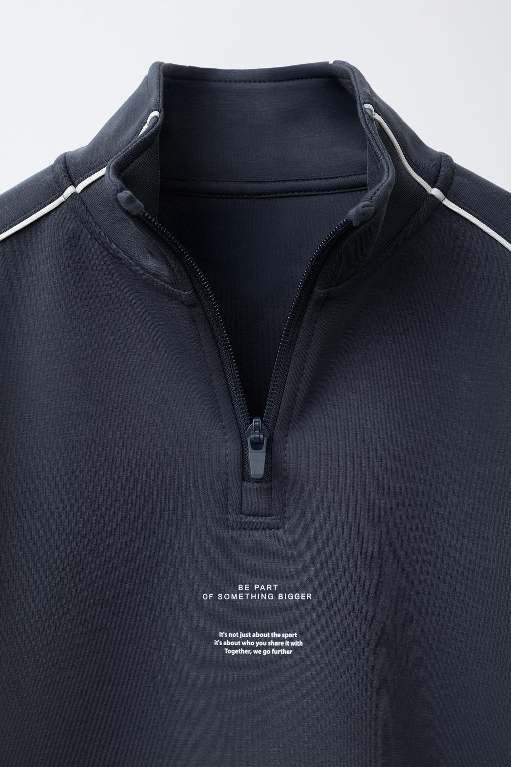 SWEATSHIRT WITH CONTRAST PIPING AND SLOGAN