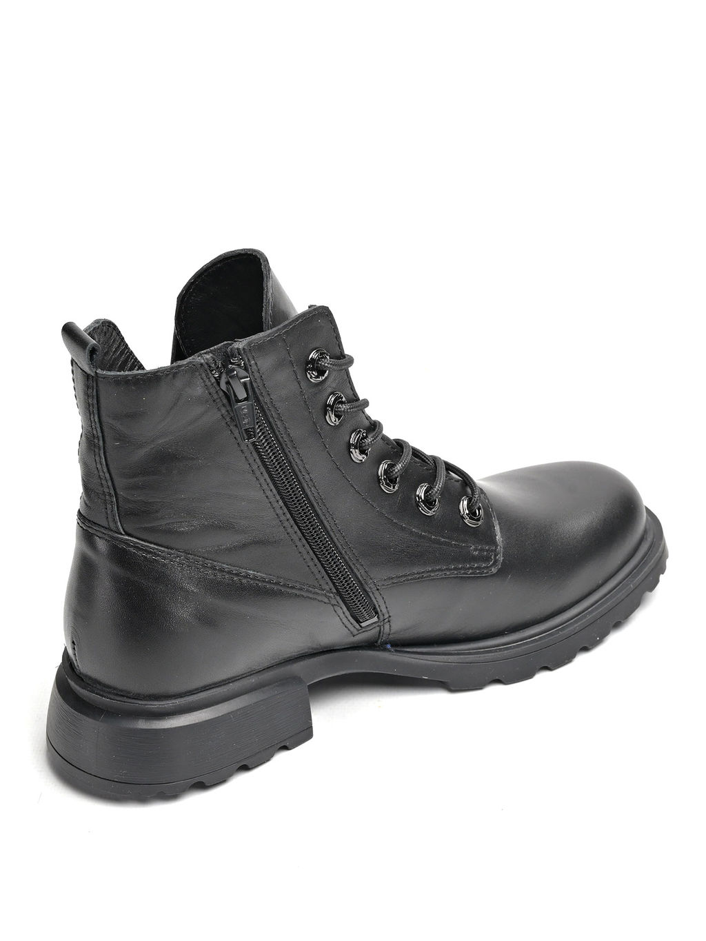 Ботинки Ионесси