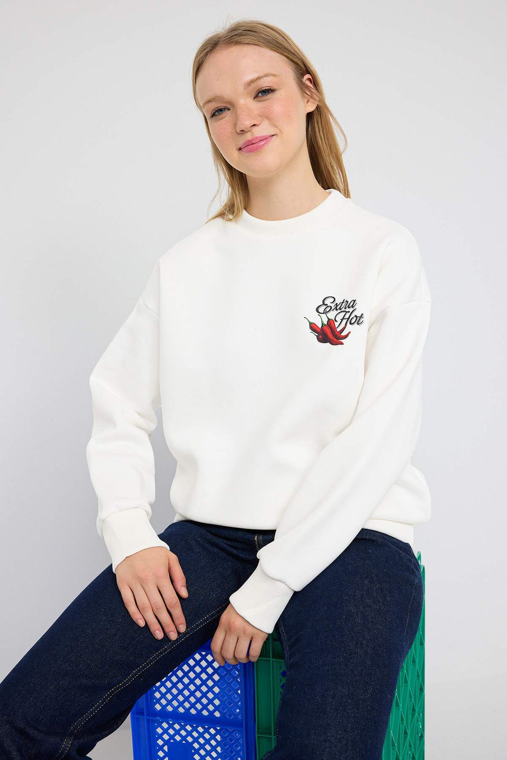 Teen Ekru Kal?n Ici Polarl? Biber Bask?l? Oversize Orme Sweatshirt TWOAW26SW00123 - Trendyolmilla фото 2