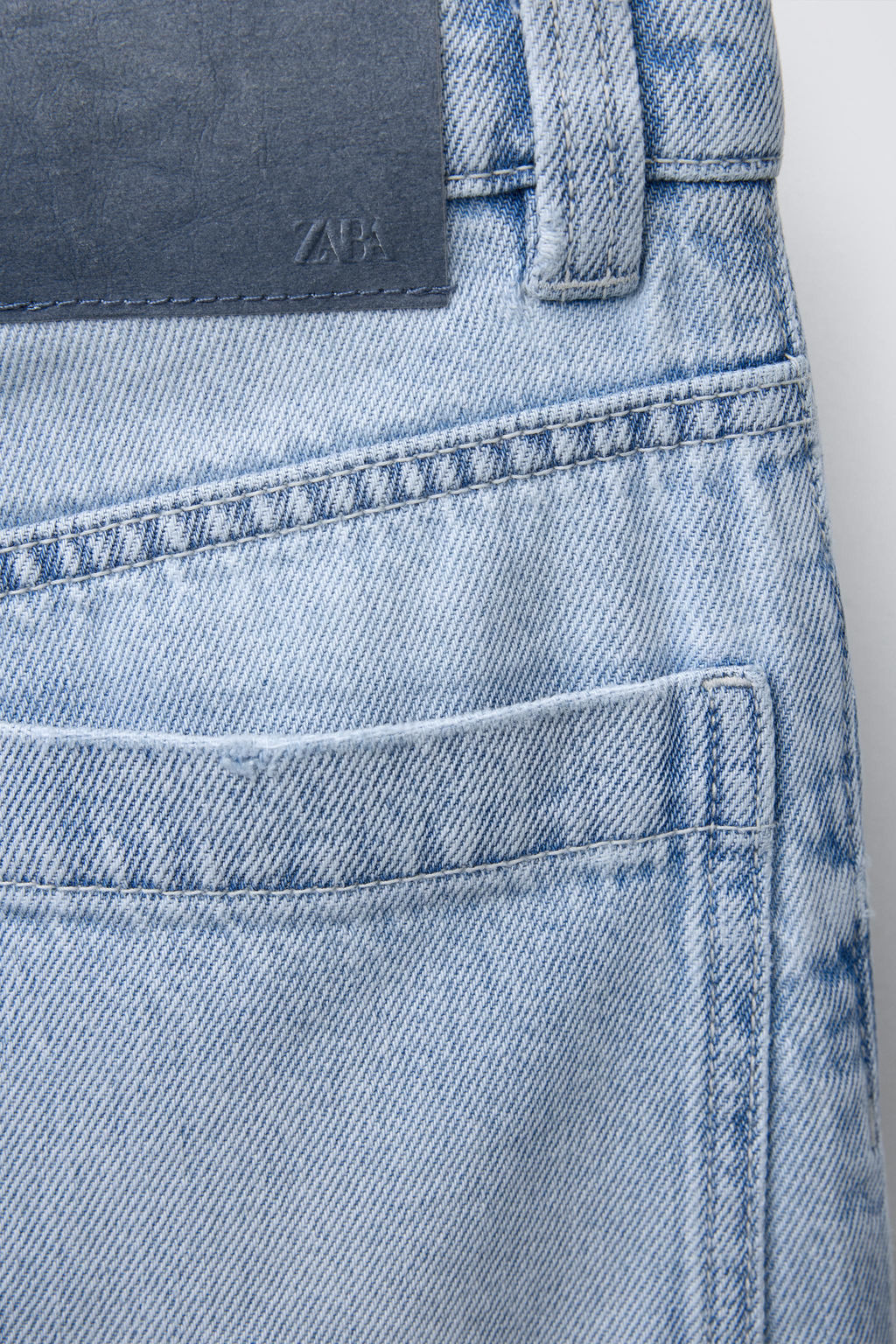 RELAXED FIT BAGGY DENIM BERMUDA SHORTS - Zara фото 4